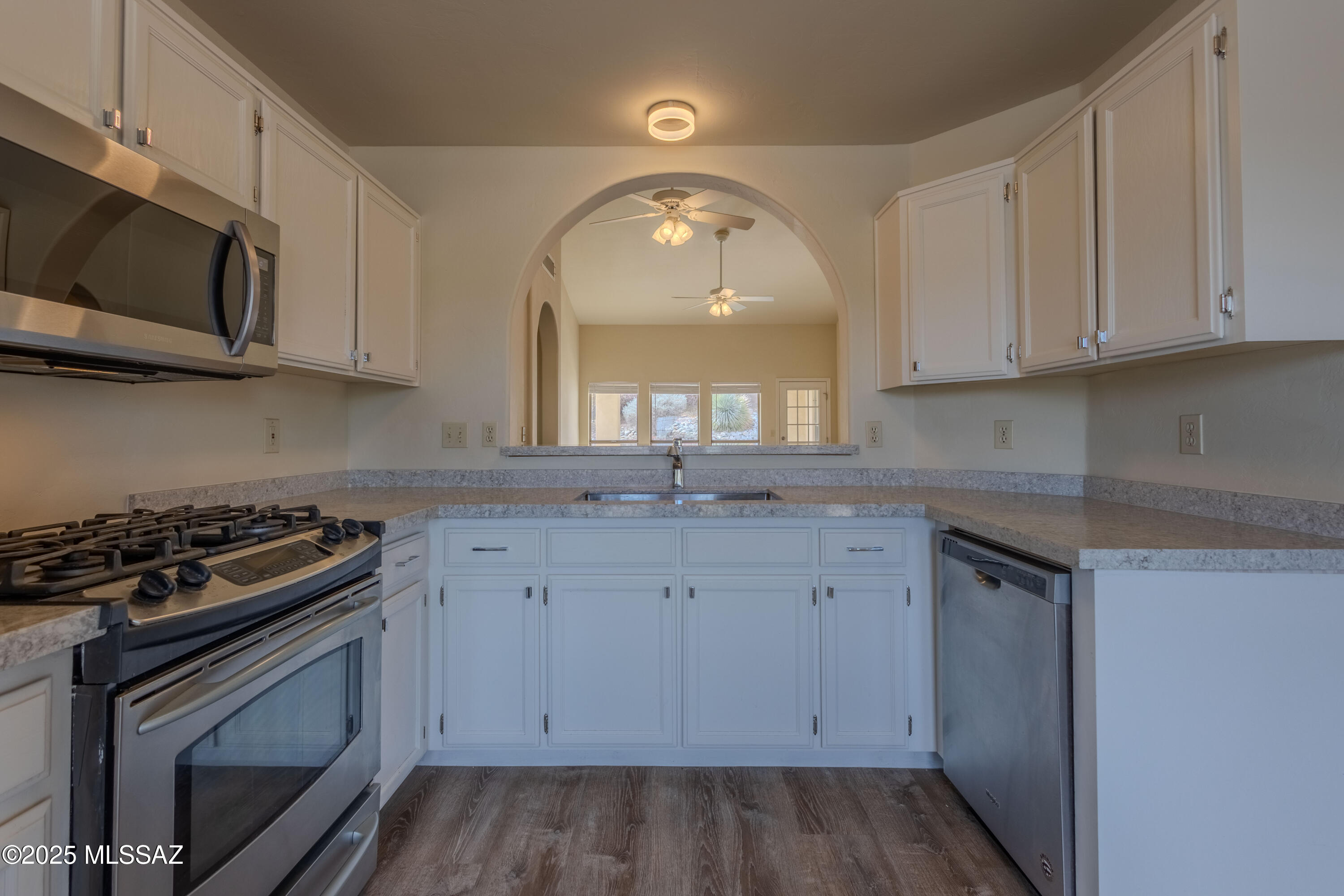 Colonia De Los Alamos - Desert Creek - Residential