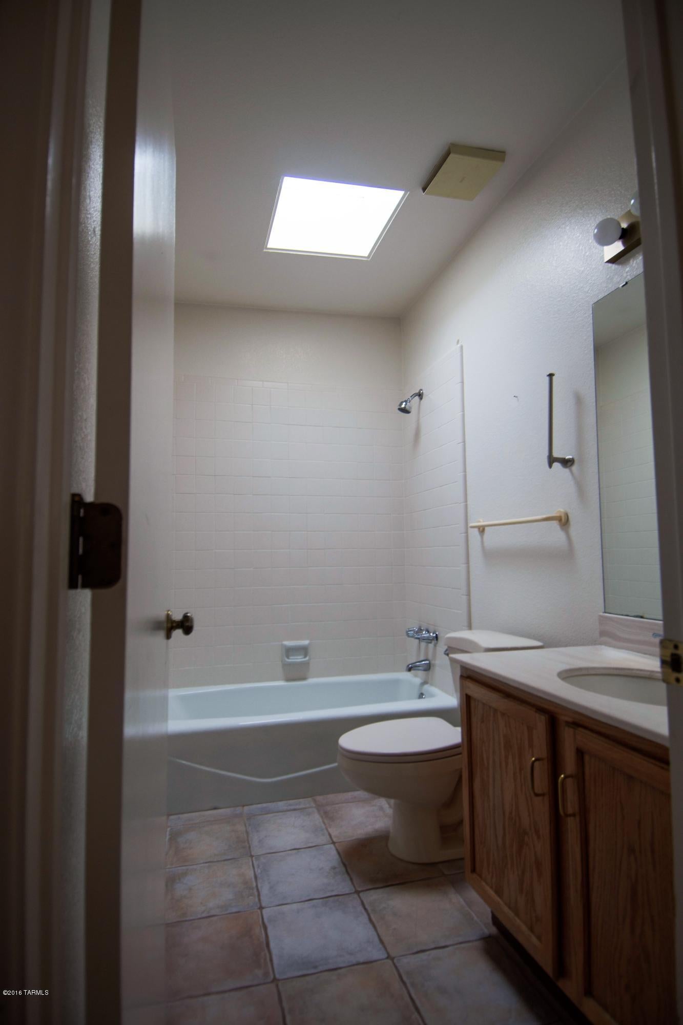 Sabino Sunrise Townhomes II (1-45) - Residential Lease