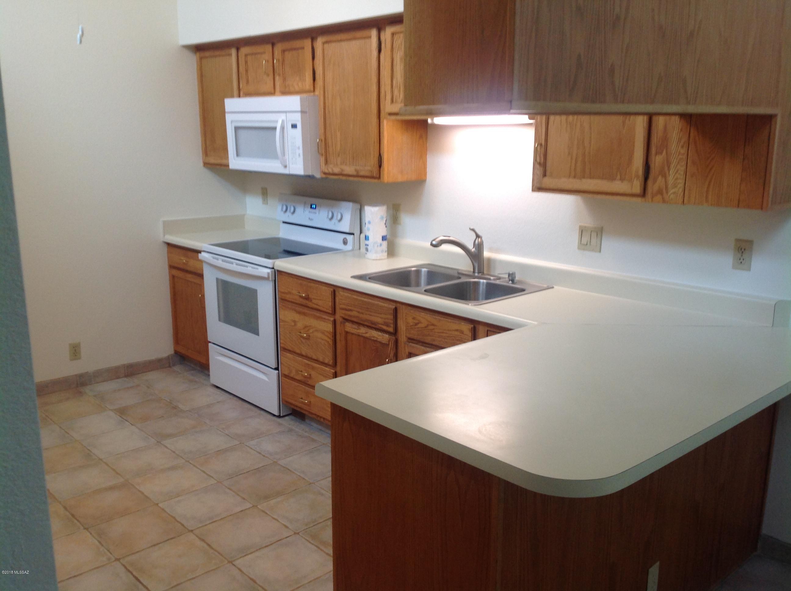 Sabino Sunrise Townhomes II (1-45) - Residential Lease