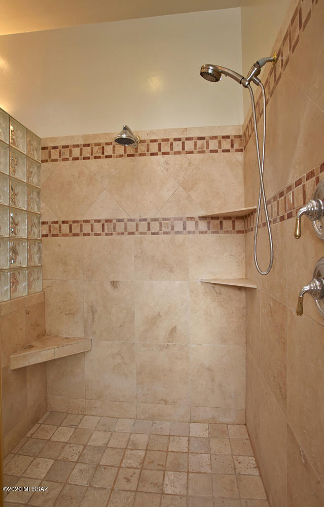 Sabino Mountain (1-290) - Residential