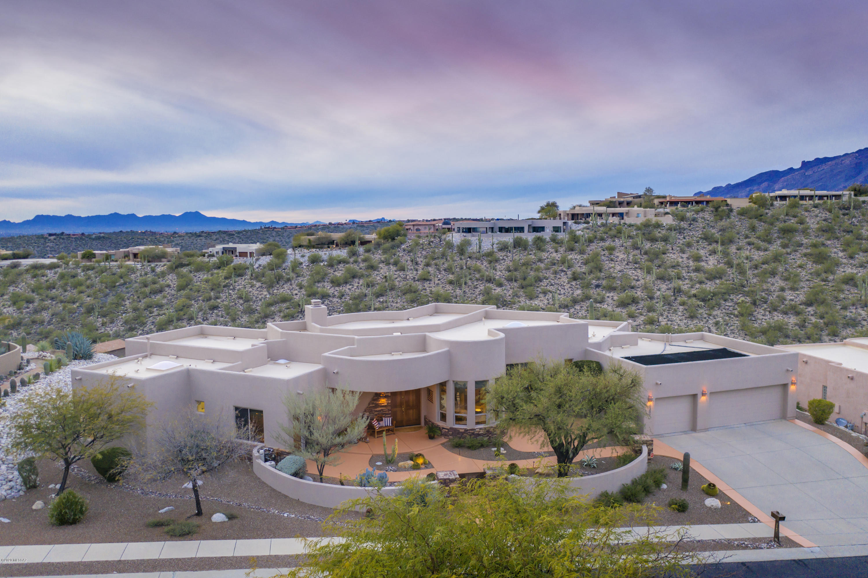 Sabino Mountain (1-290) - Residential