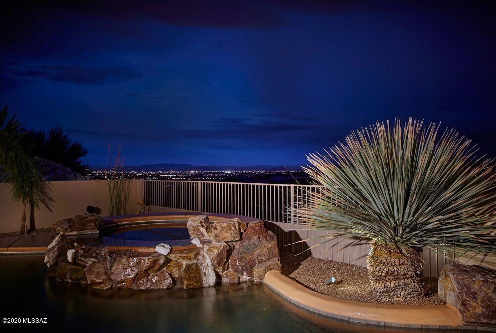 Sabino Mountain (1-290) - Residential