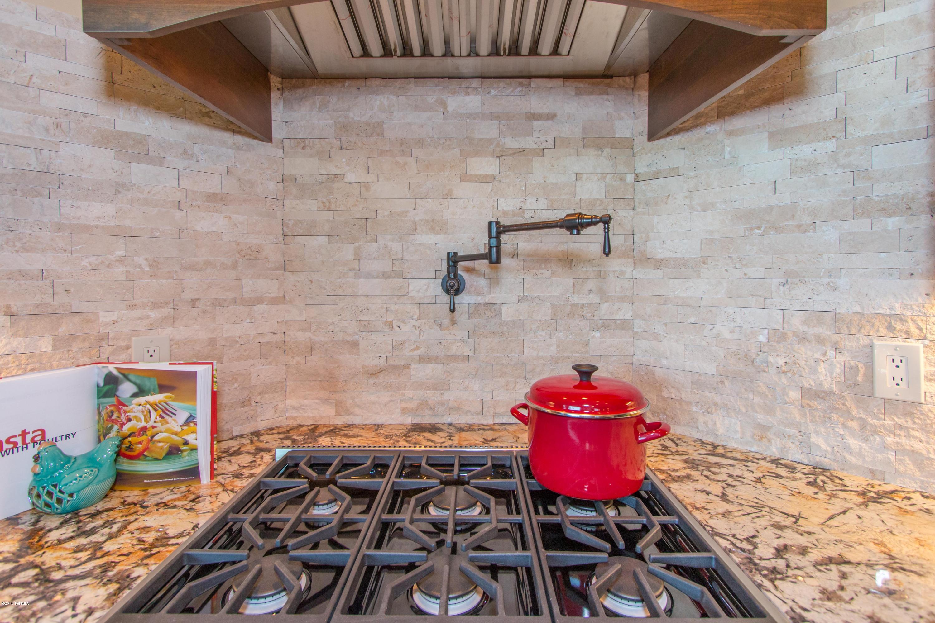 Stone Canyon III - Residential