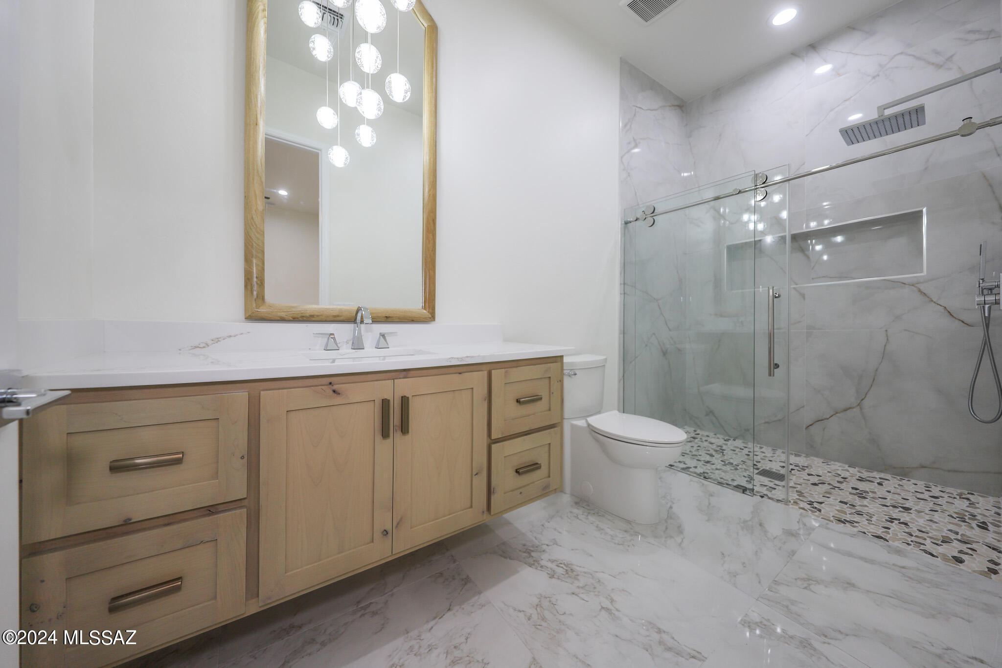 Tecolote De Oro (1-14) - Residential