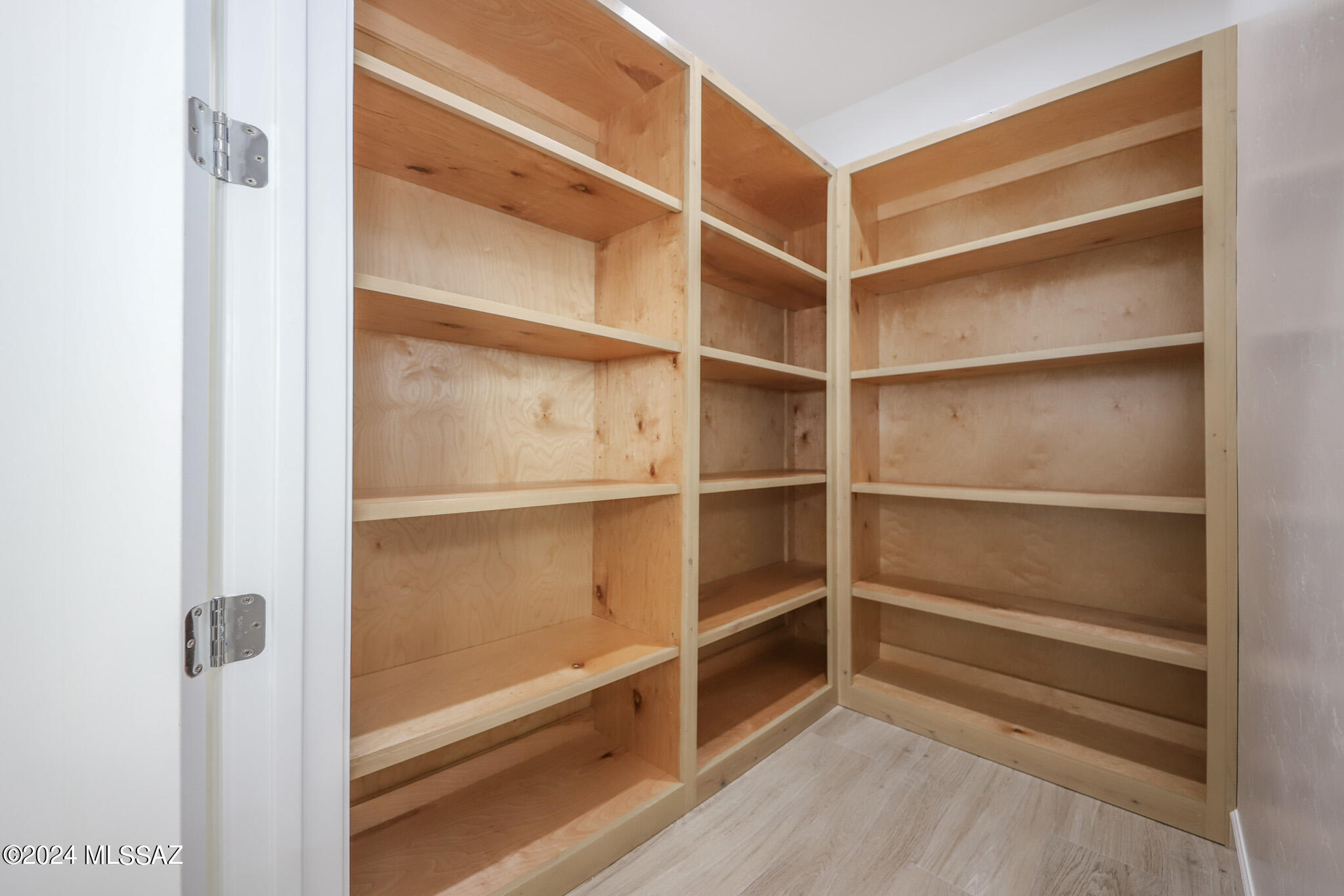 Tecolote De Oro (1-14) - Residential