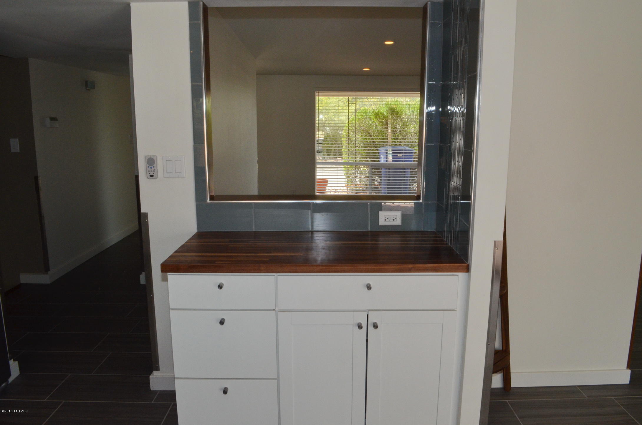 Carriage Hill NO. 5 (525-595) - Residential Lease