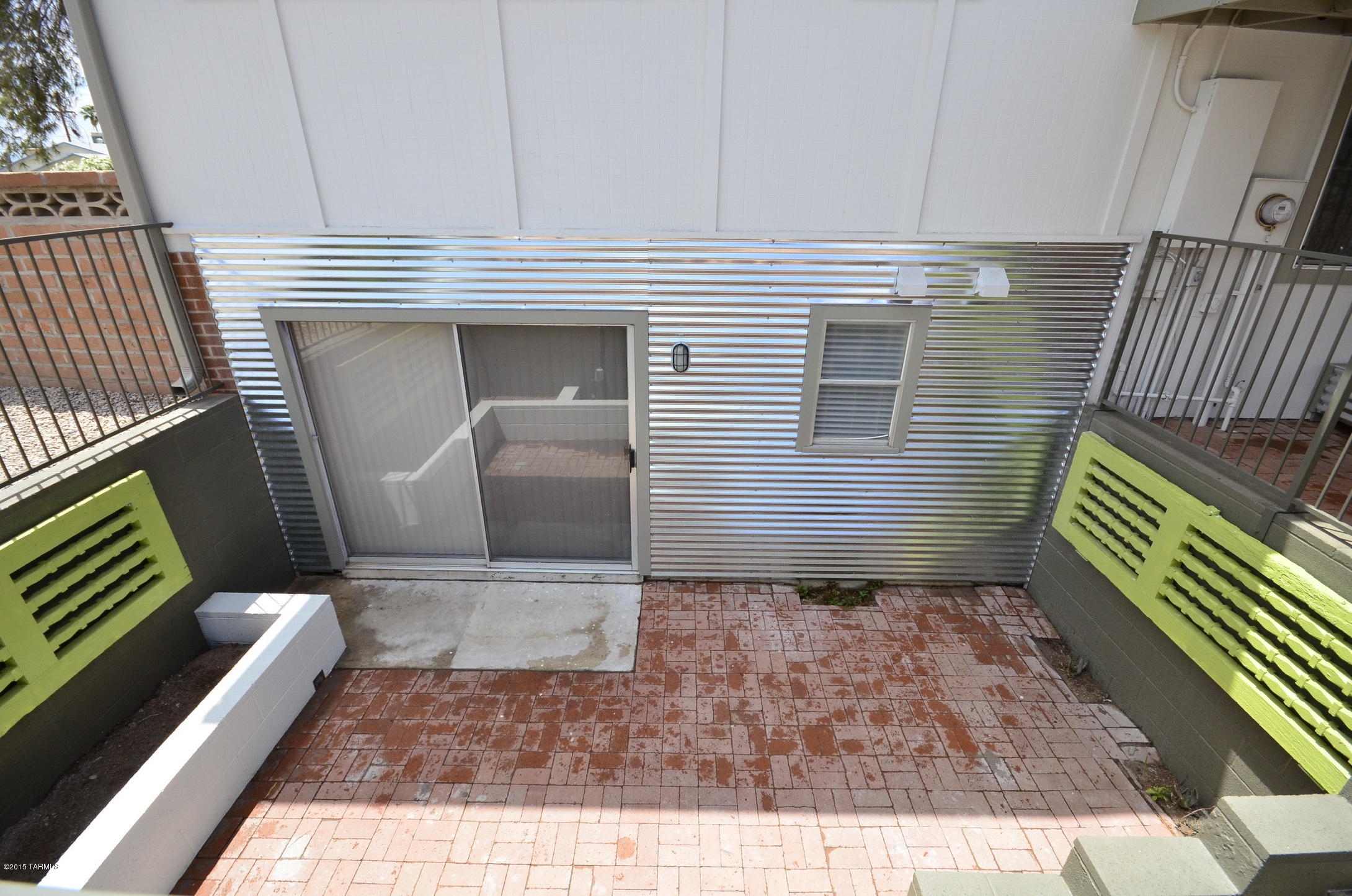 Carriage Hill NO. 5 (525-595) - Residential Lease