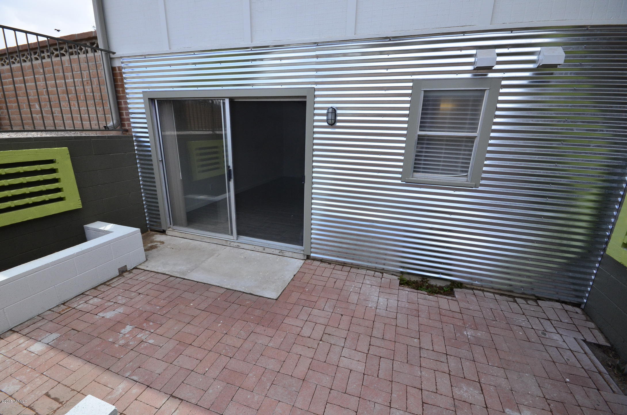Carriage Hill NO. 5 (525-595) - Residential Lease