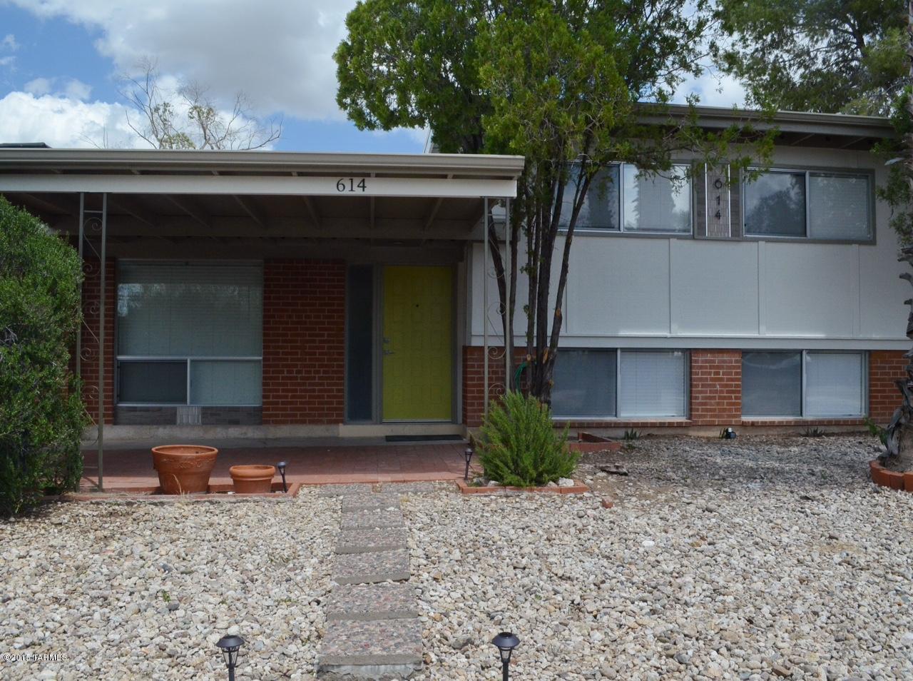 Carriage Hill NO. 5 (525-595) - Residential Lease