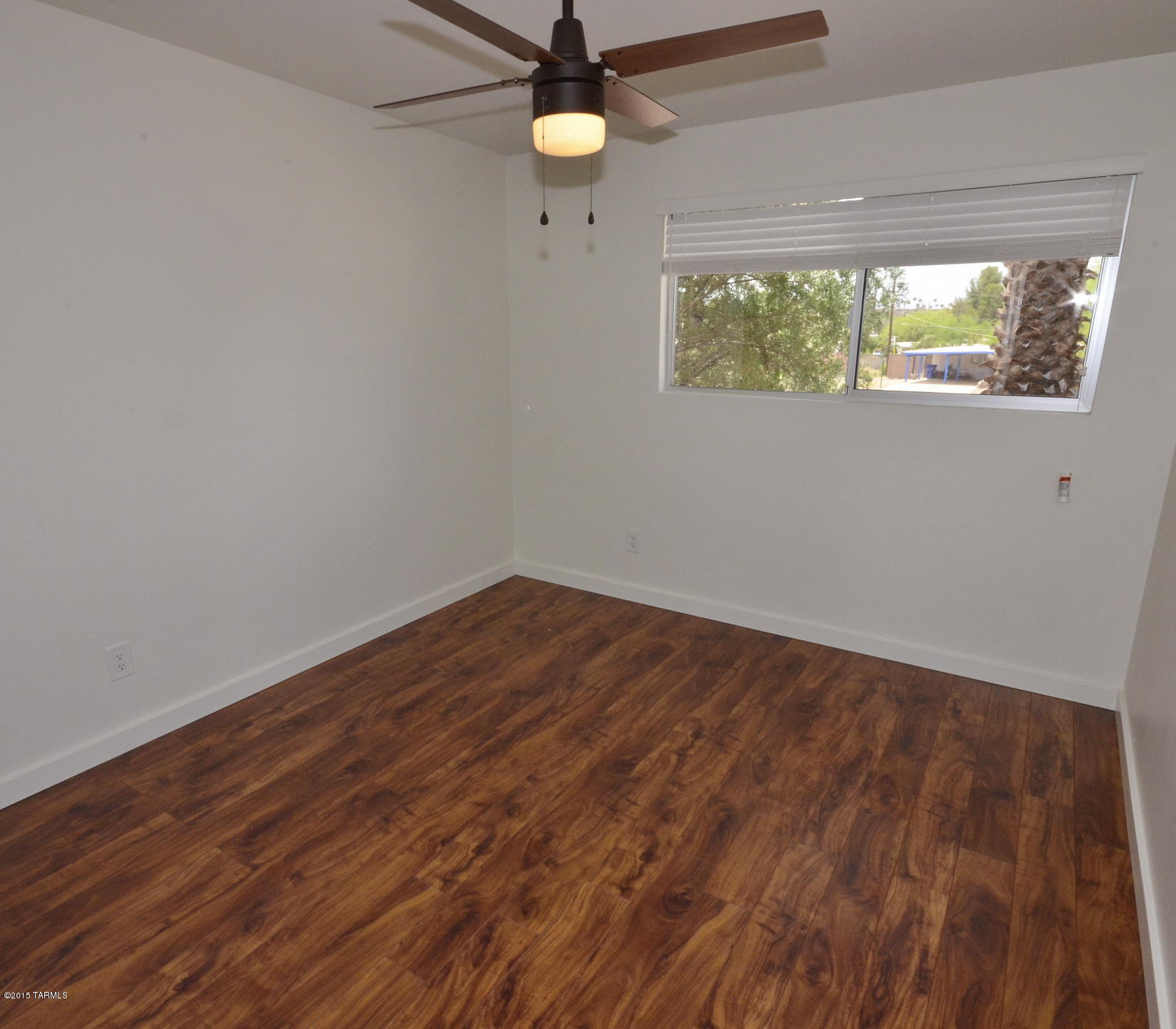 Carriage Hill NO. 5 (525-595) - Residential Lease