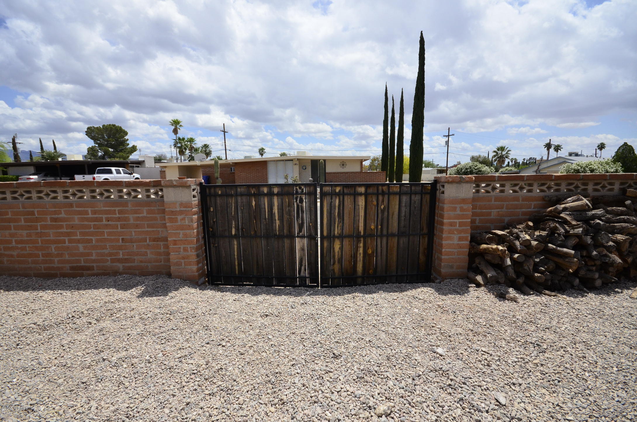 Carriage Hill NO. 5 (525-595) - Residential Lease