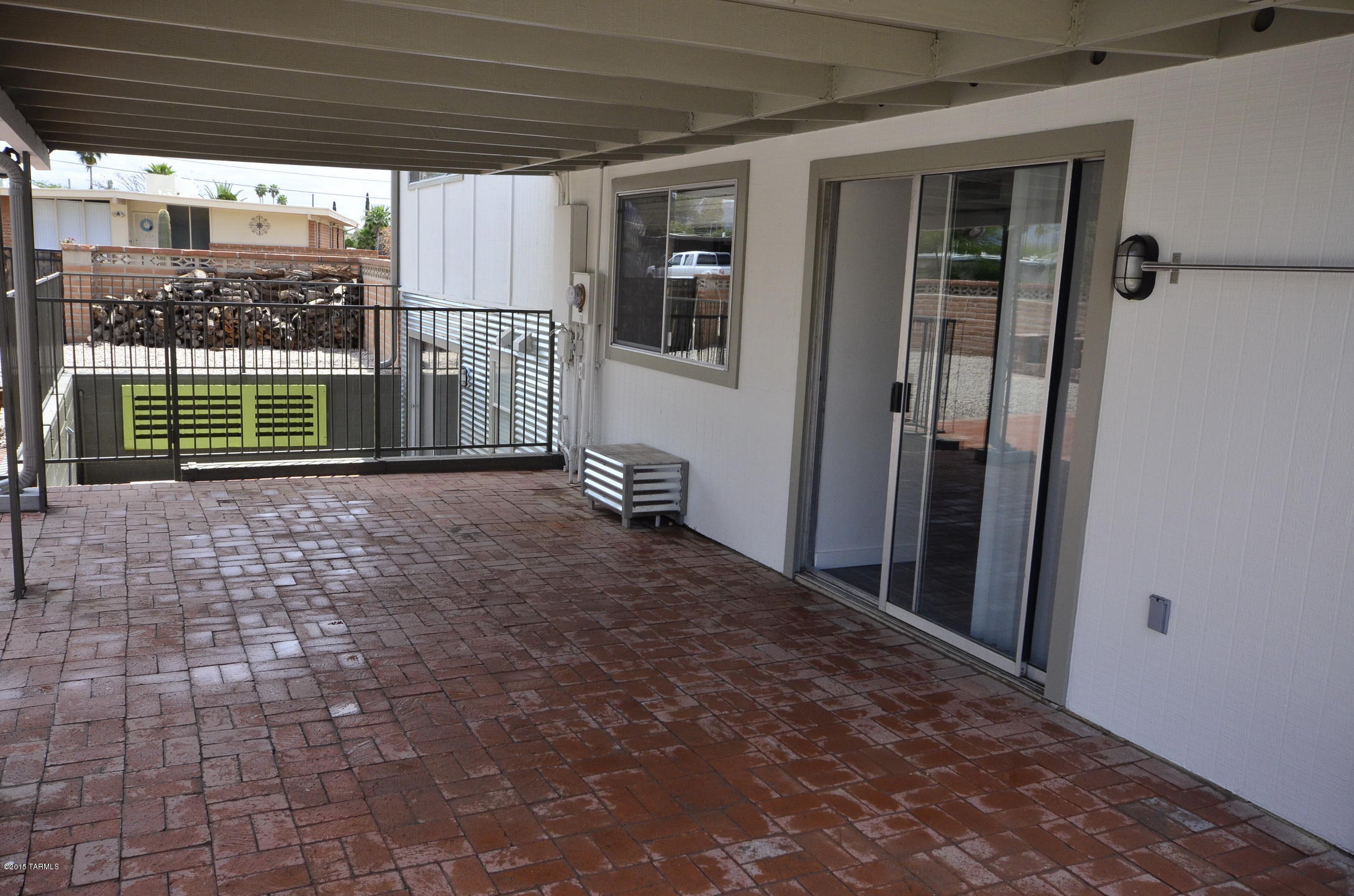 Carriage Hill NO. 5 (525-595) - Residential Lease