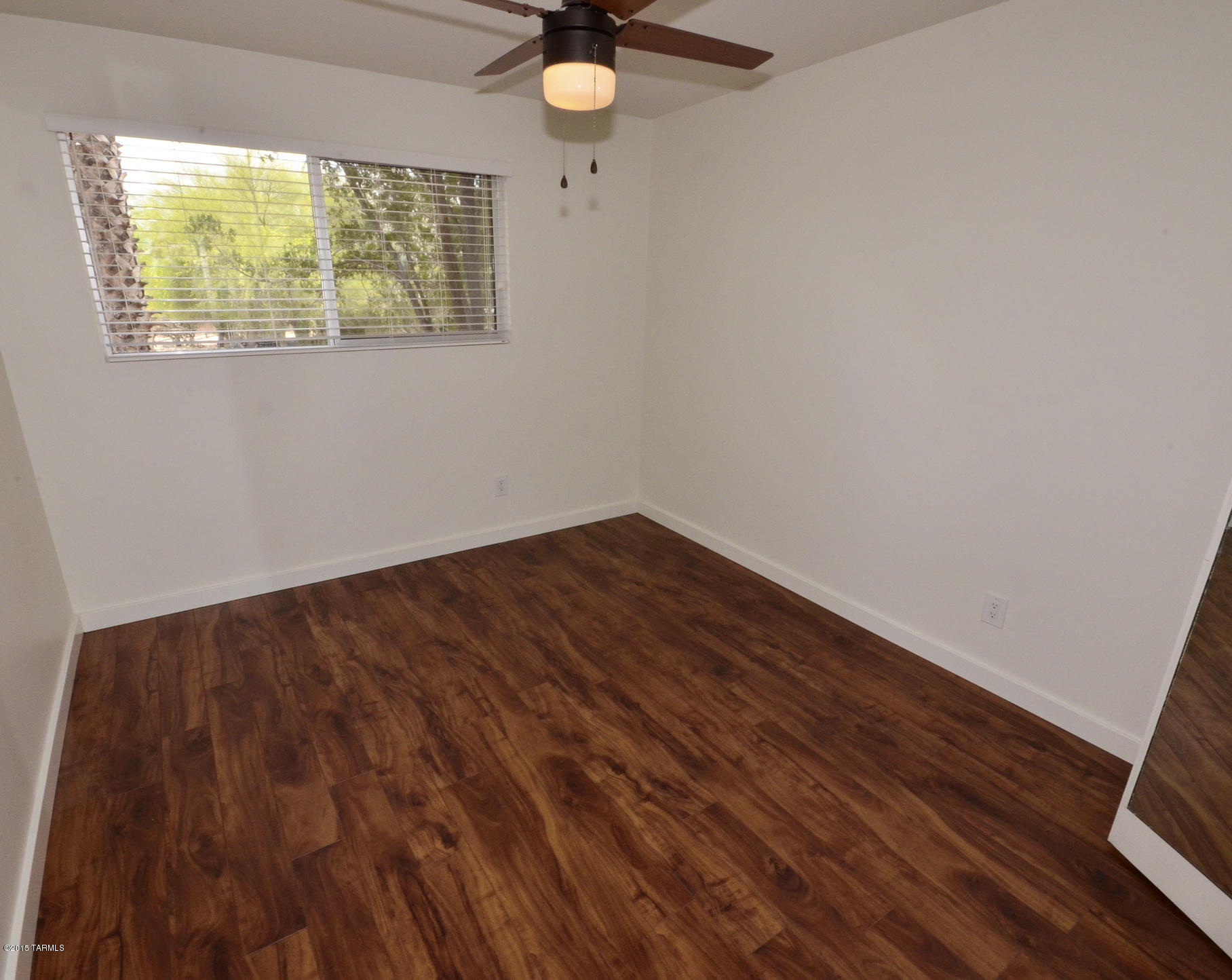 Carriage Hill NO. 5 (525-595) - Residential Lease