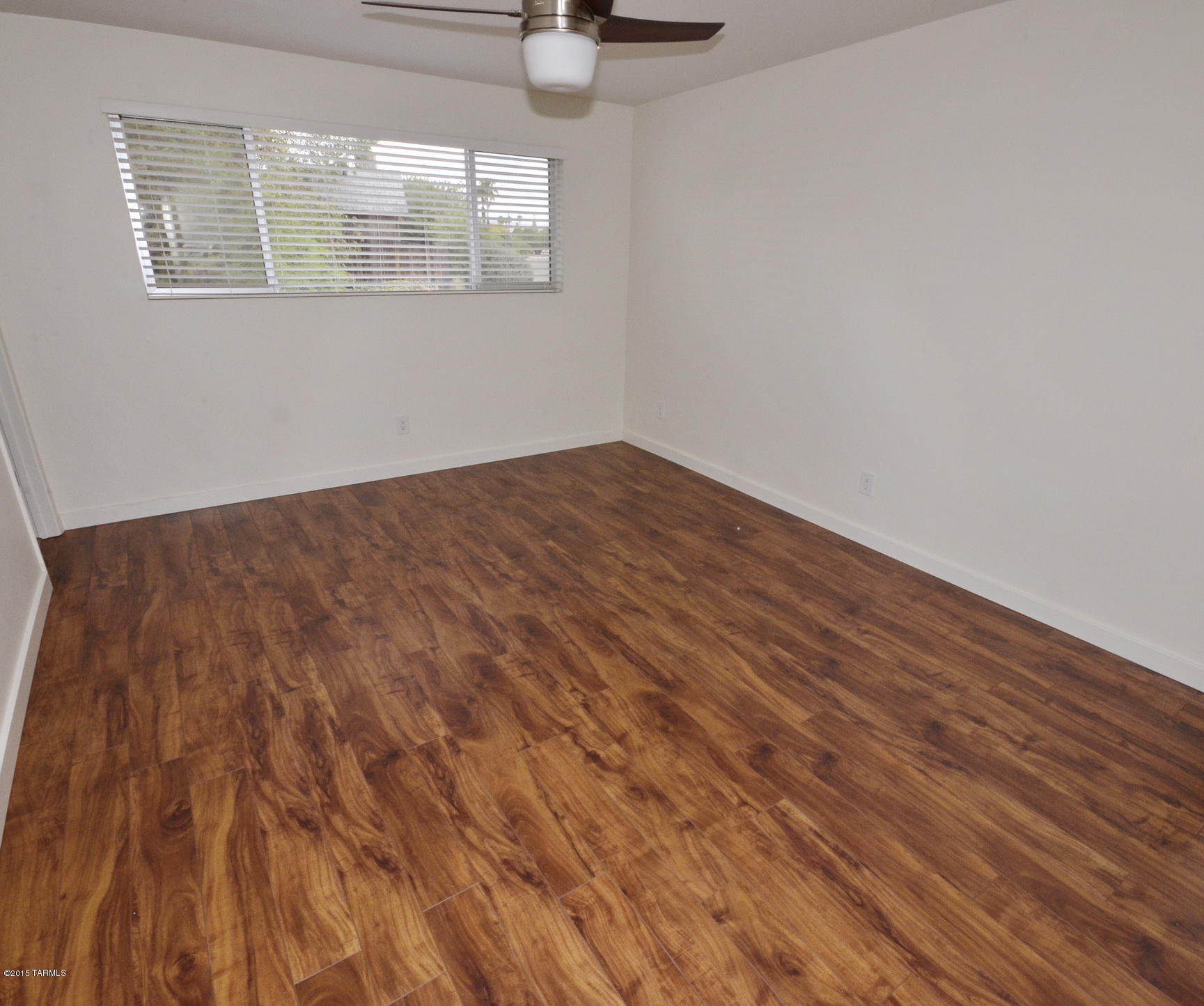 Carriage Hill NO. 5 (525-595) - Residential Lease