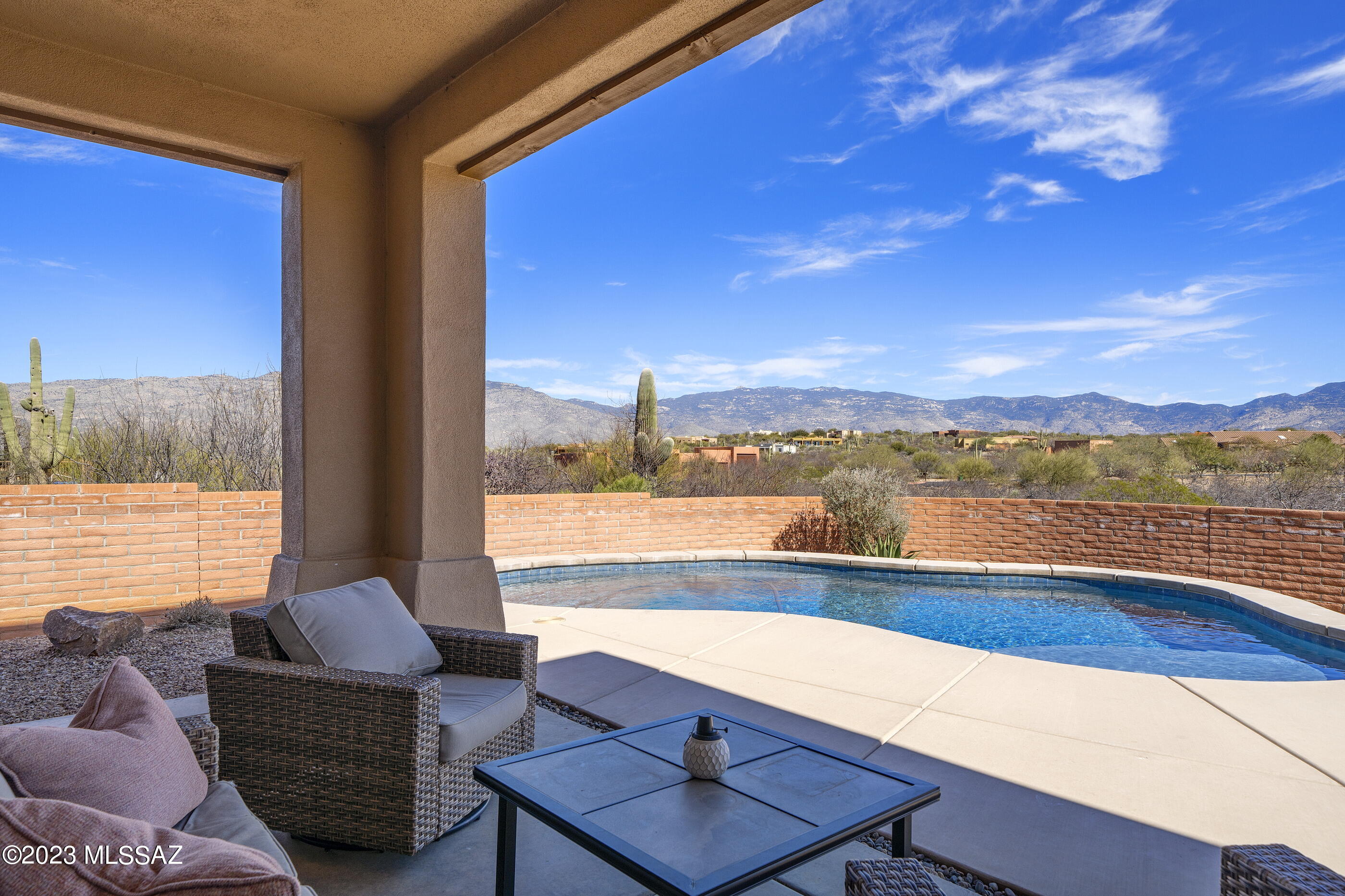 Coyote Creek (1-395) - Residential