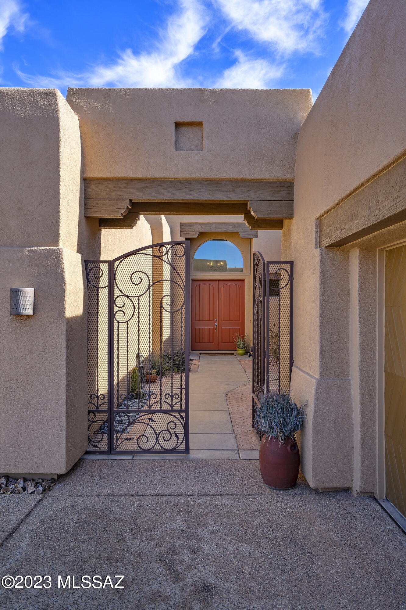 Coyote Creek (1-395) - Residential