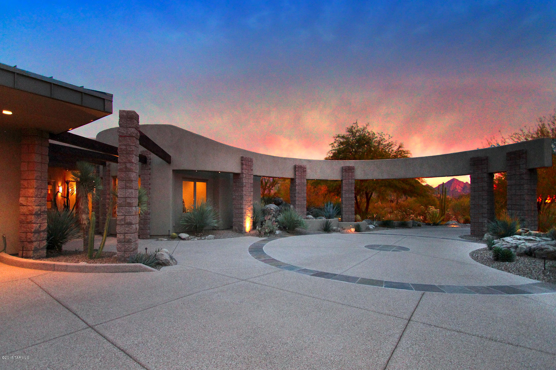Honey Bee Ridge(The Estates At) - Residential