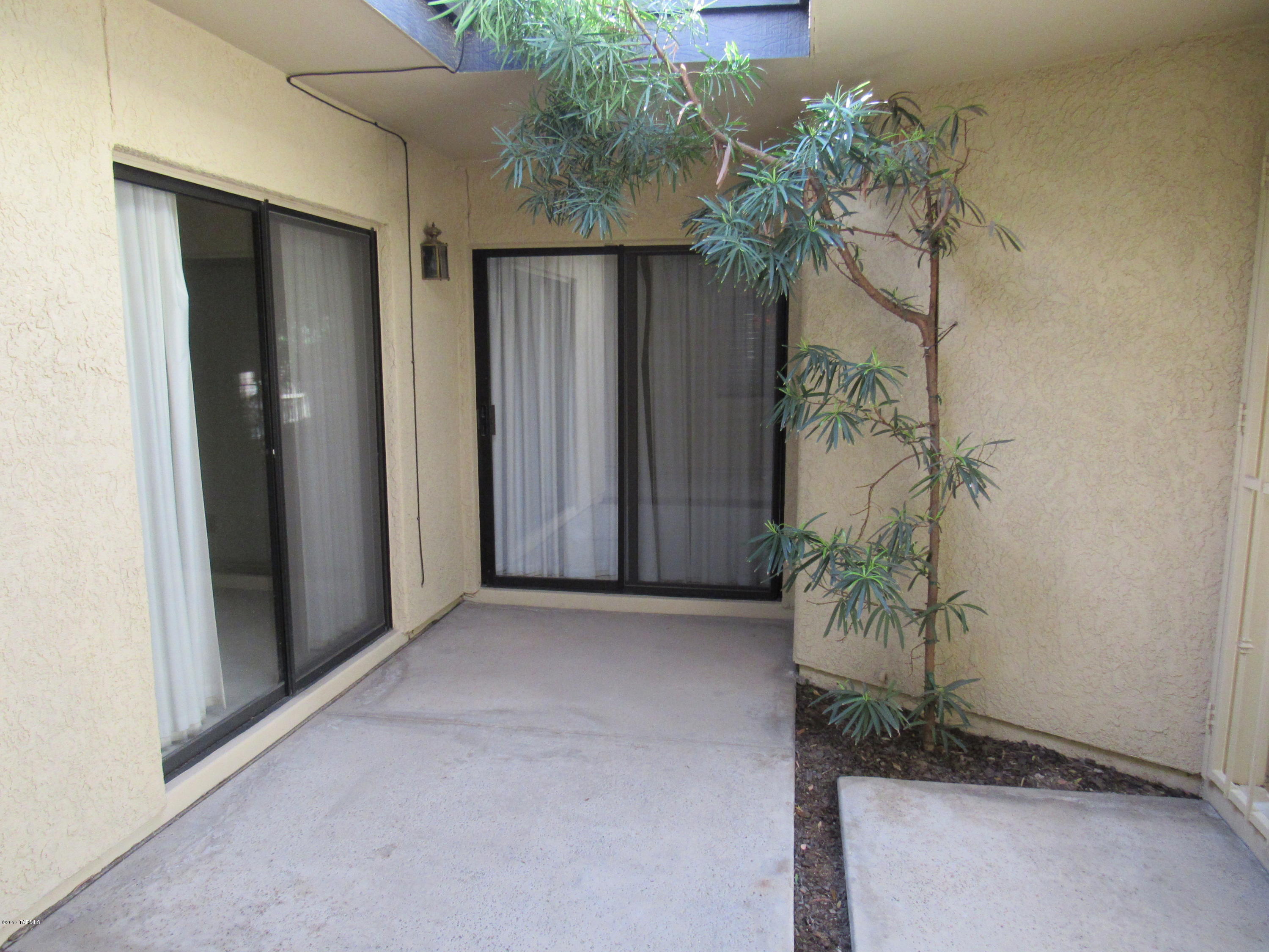 Riverbend Sabino Canyon Rd Amd - Residential