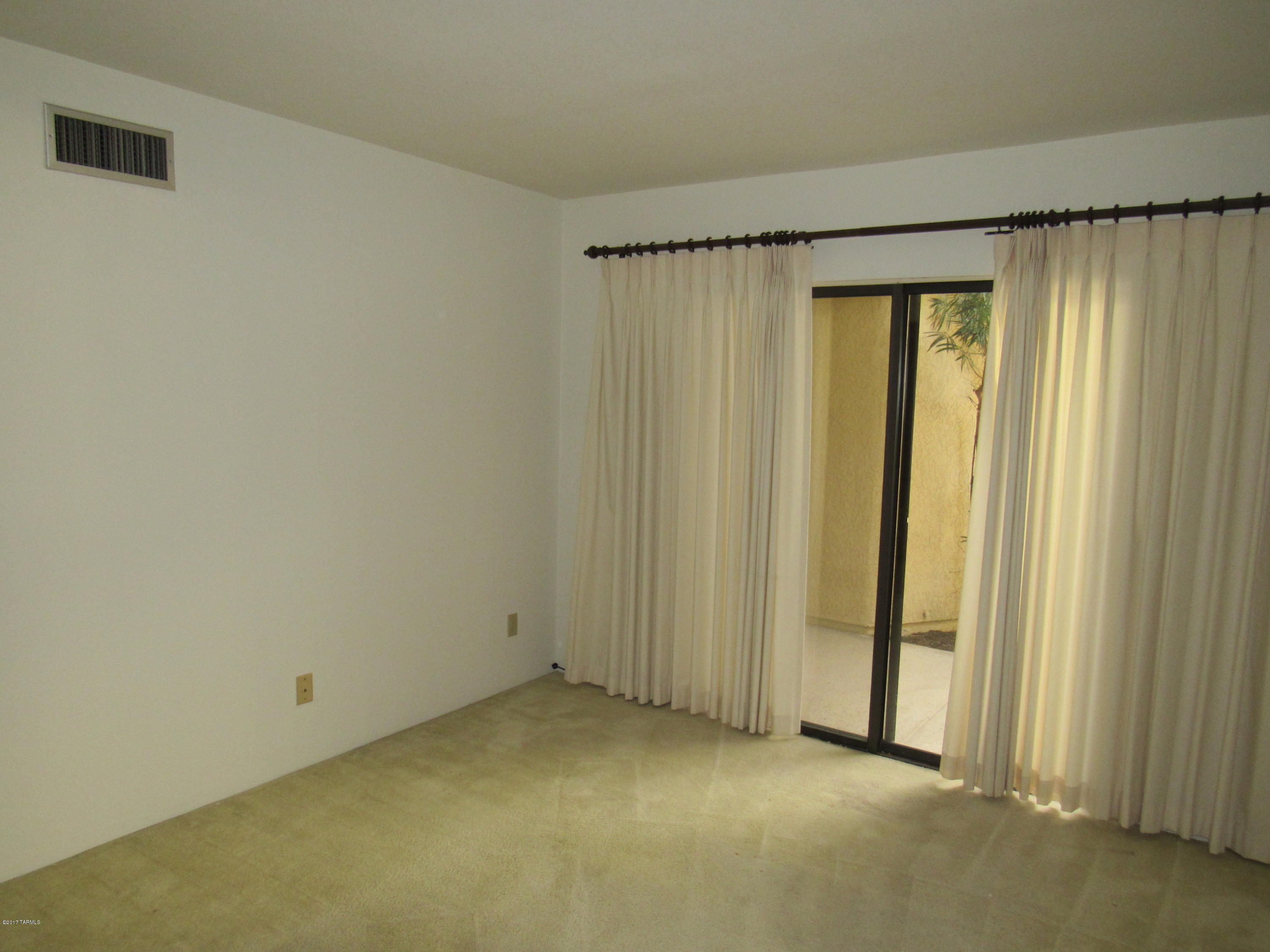 Riverbend Sabino Canyon Rd Amd - Residential