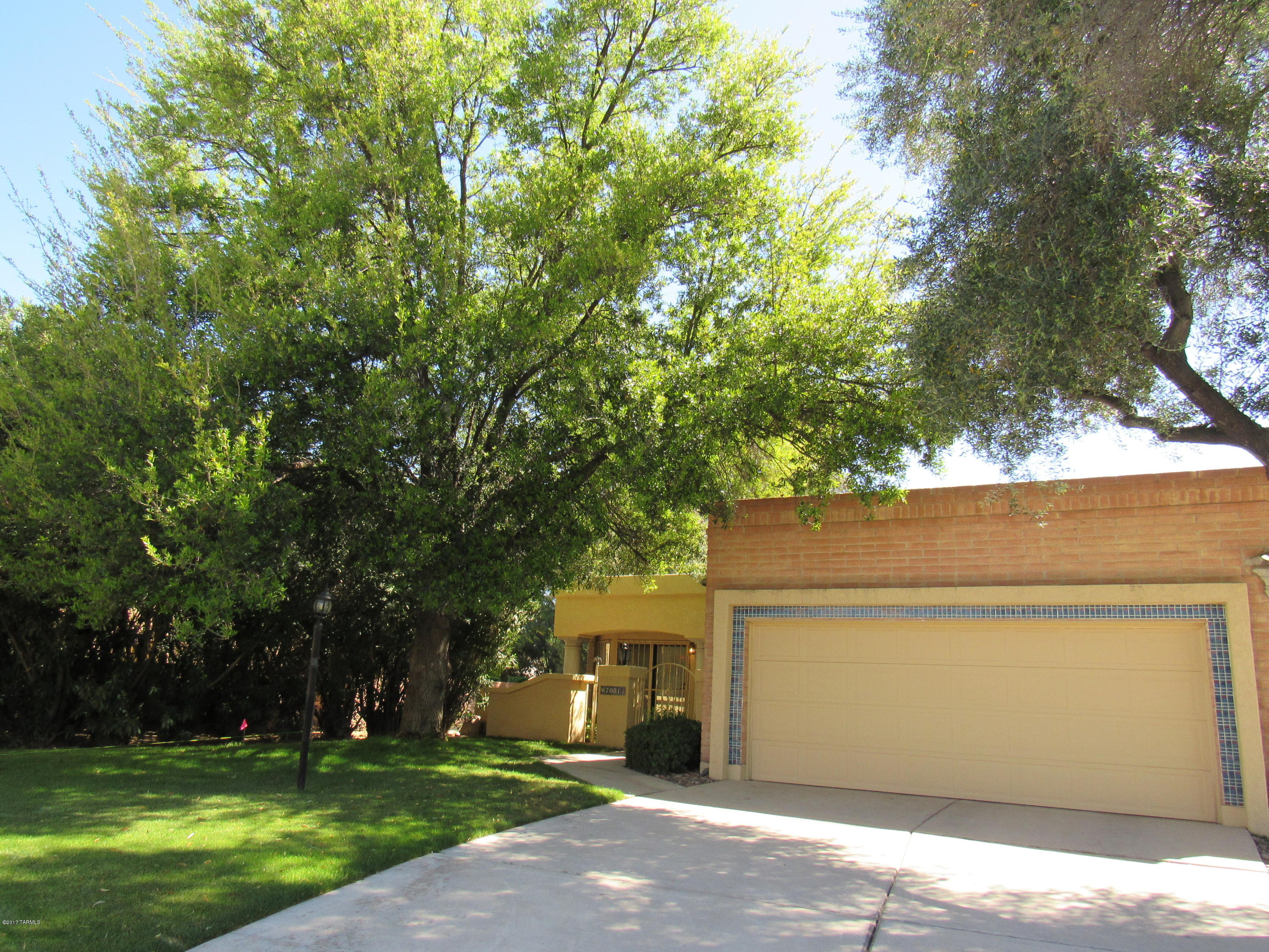 Riverbend Sabino Canyon Rd Amd - Residential
