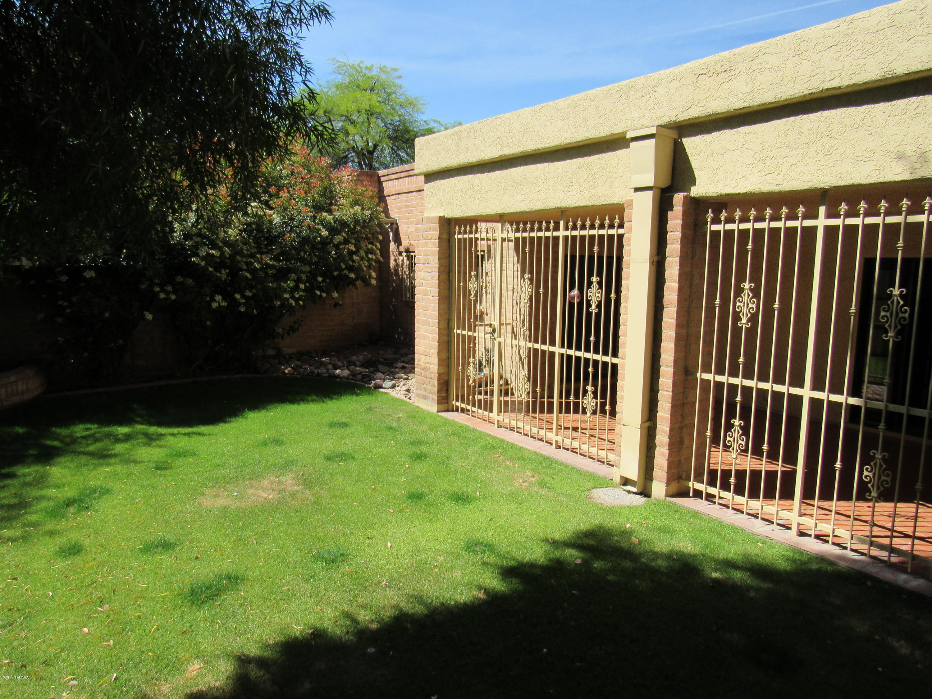 Riverbend Sabino Canyon Rd Amd - Residential