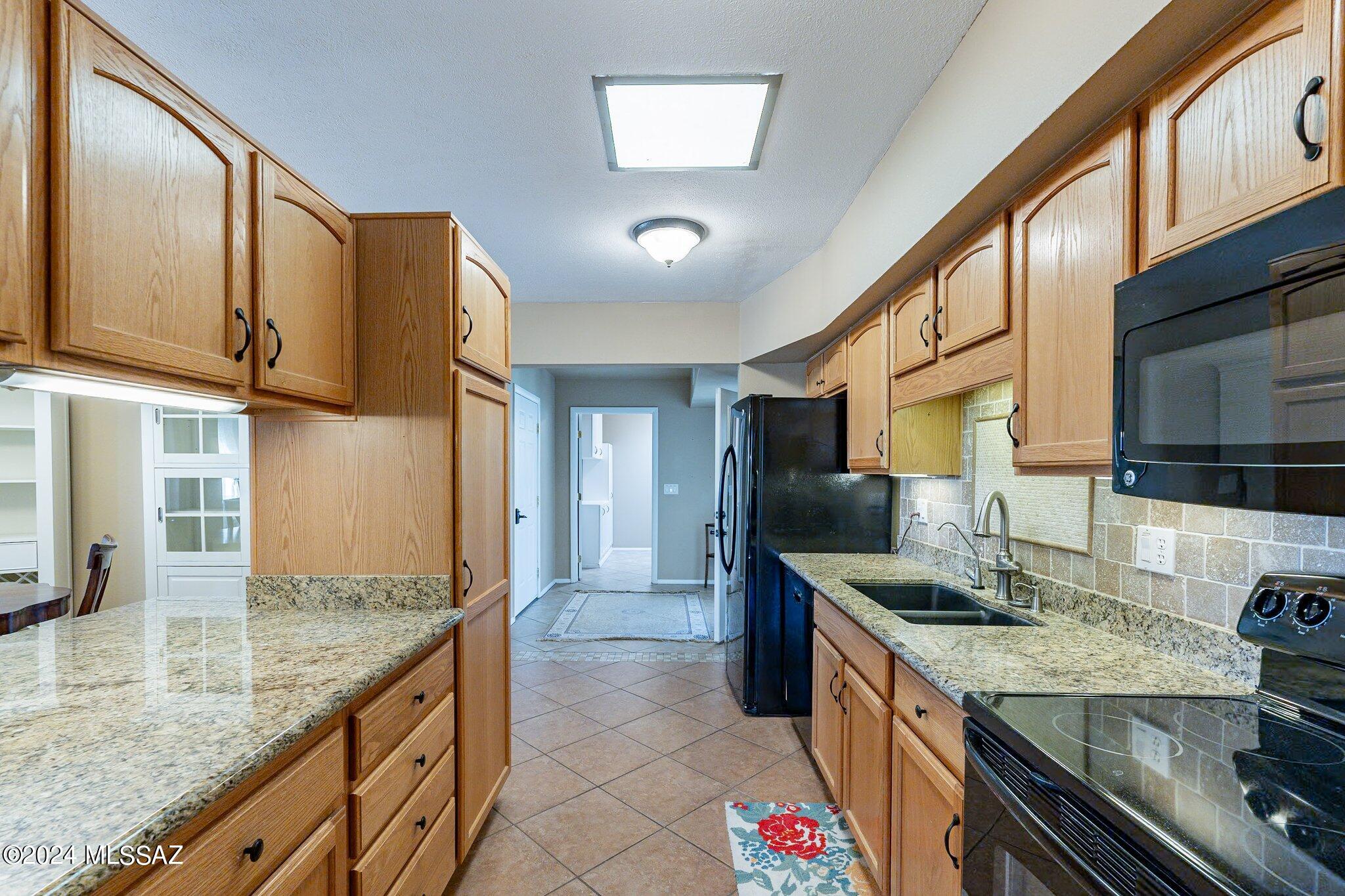 Valle Verde Del Norte (1-100) - Residential