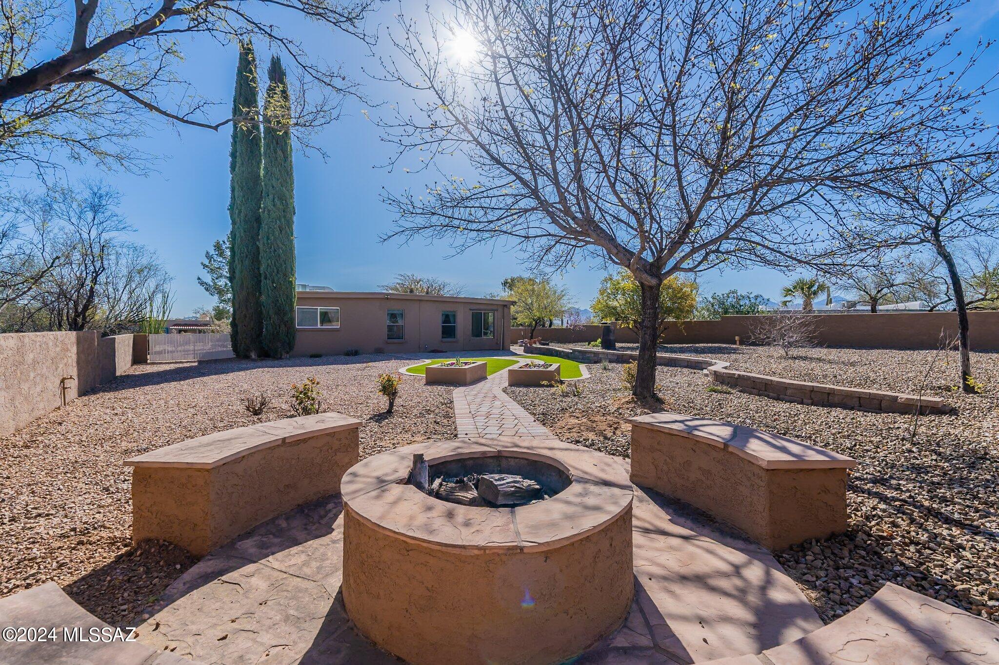 Valle Verde Del Norte (1-100) - Residential