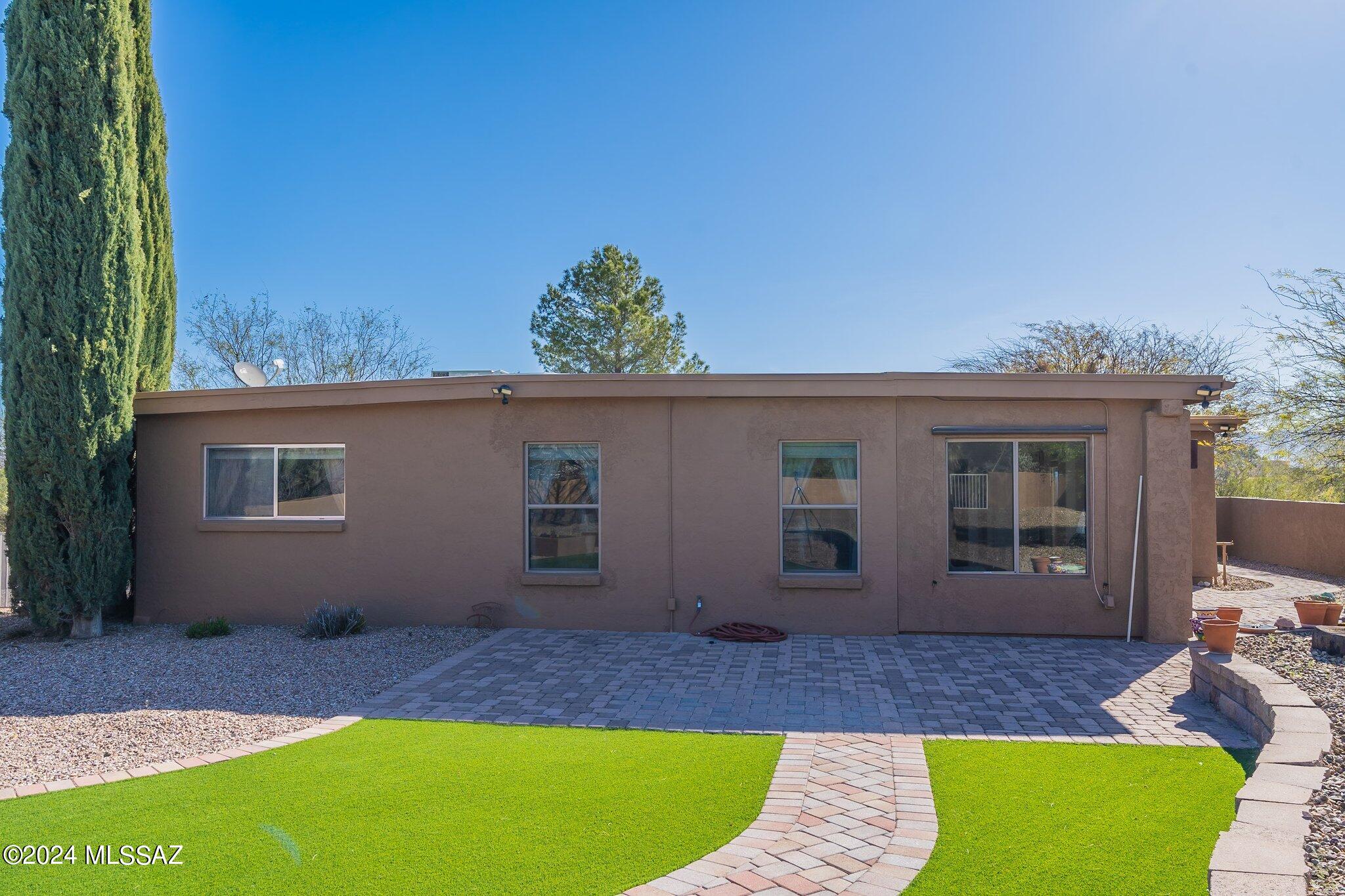 Valle Verde Del Norte (1-100) - Residential