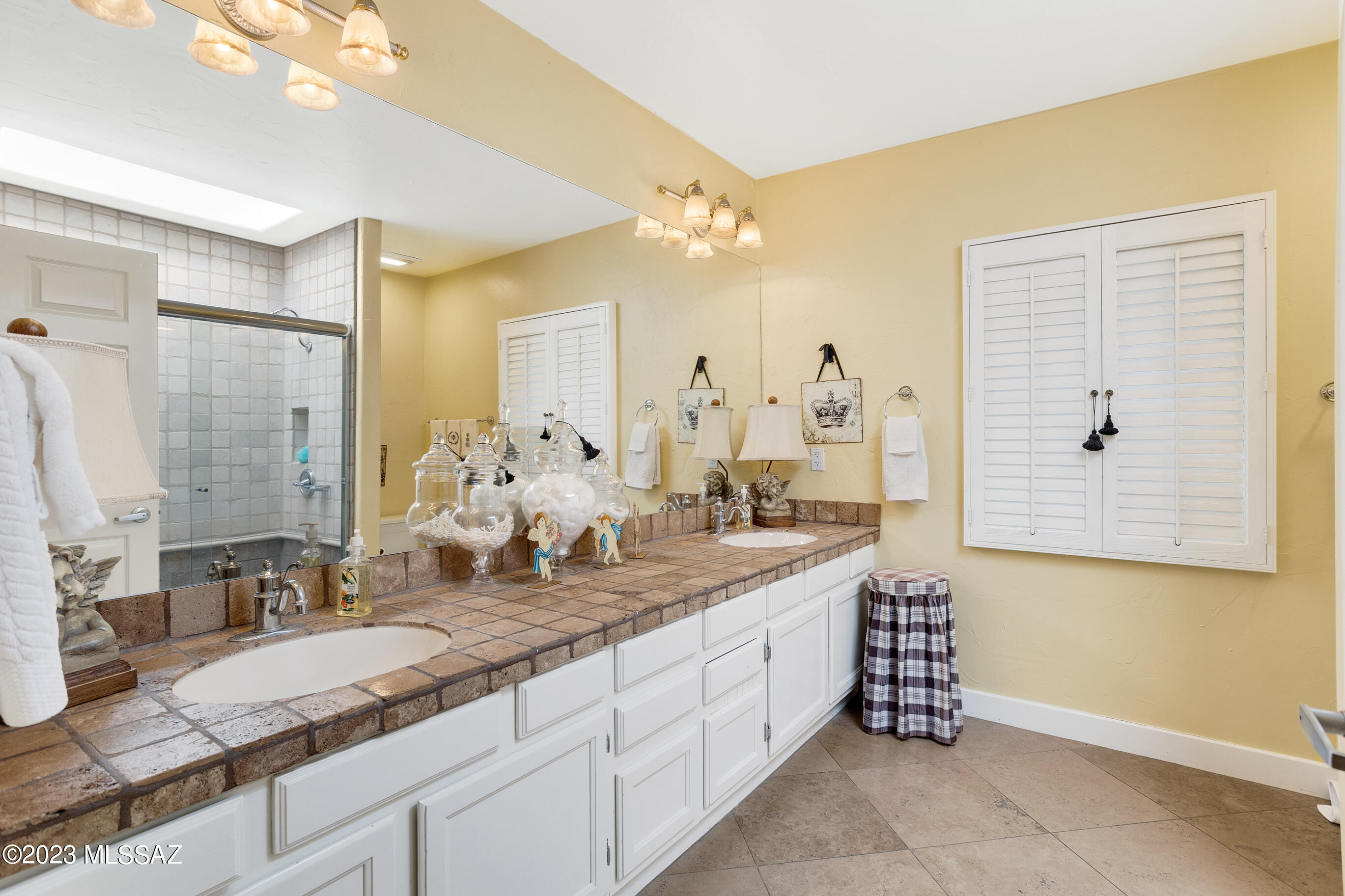 Riverbend - Sabino Canyon Road  (1-97) - Residential
