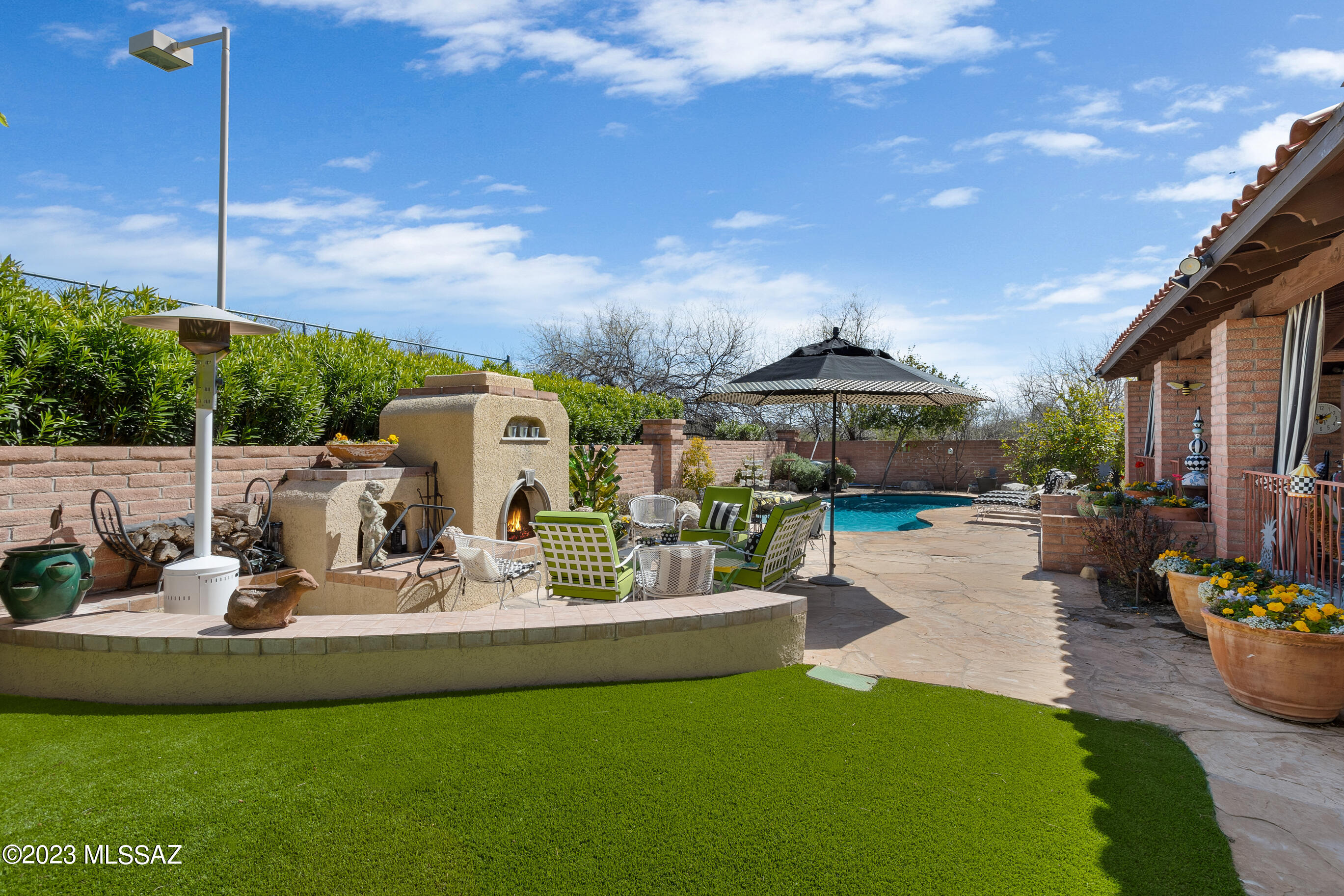 Riverbend - Sabino Canyon Road  (1-97) - Residential