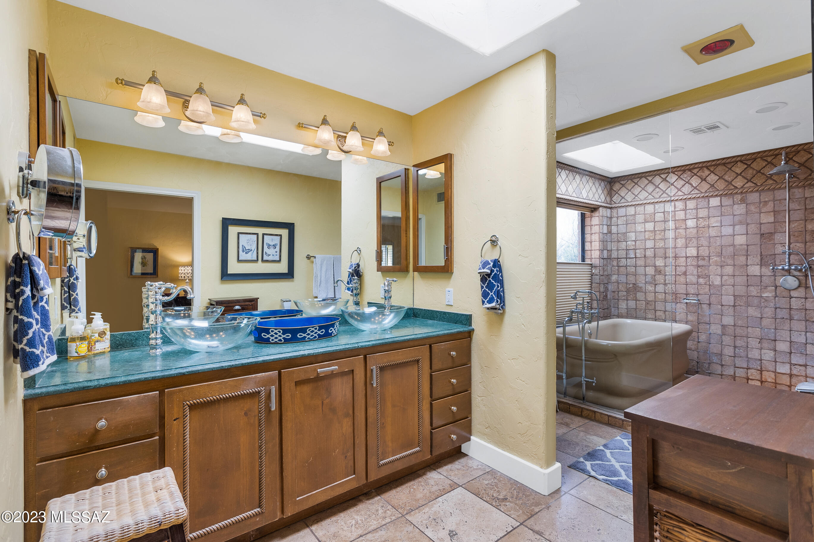Riverbend - Sabino Canyon Road  (1-97) - Residential