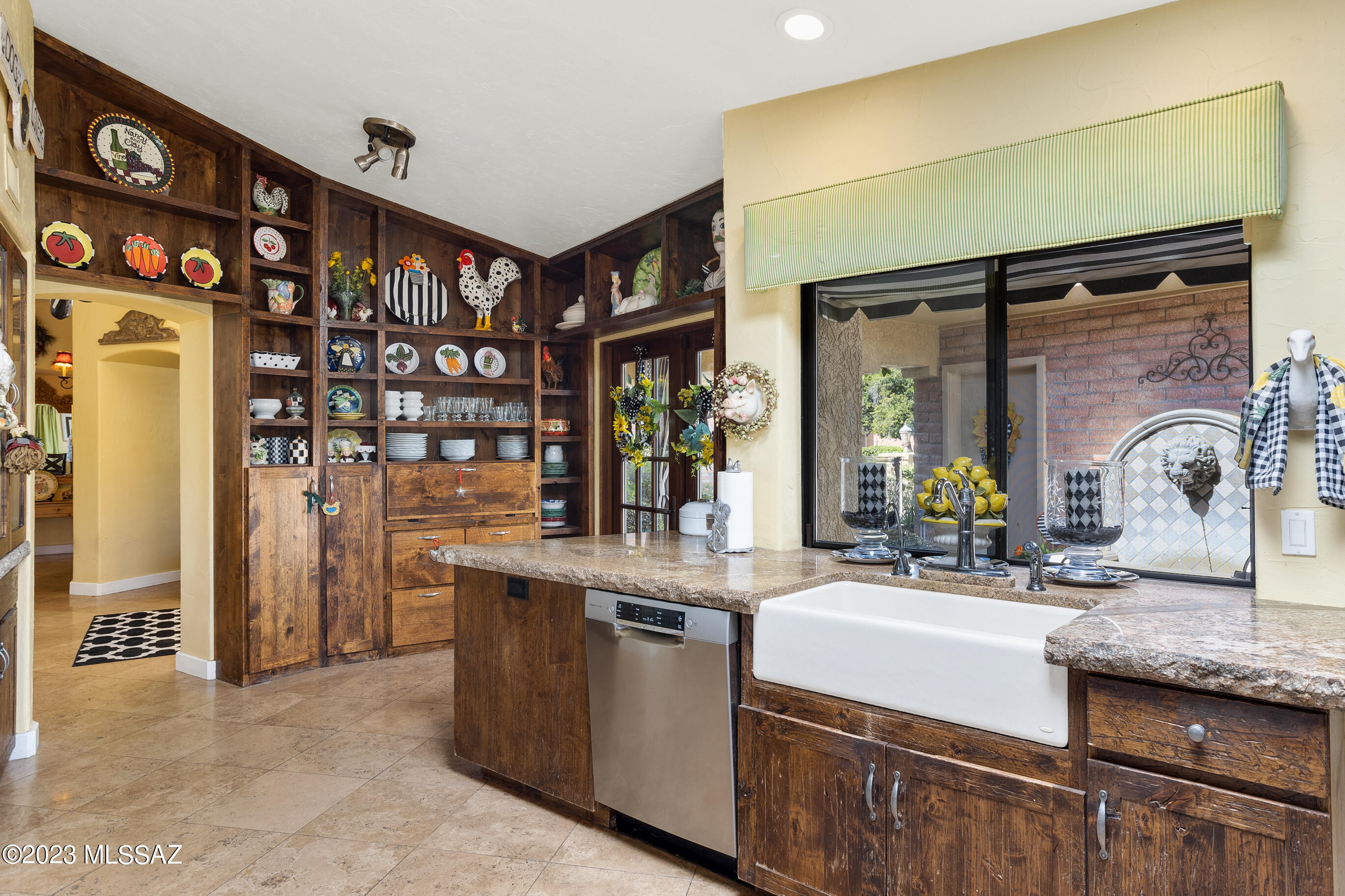 Riverbend - Sabino Canyon Road  (1-97) - Residential