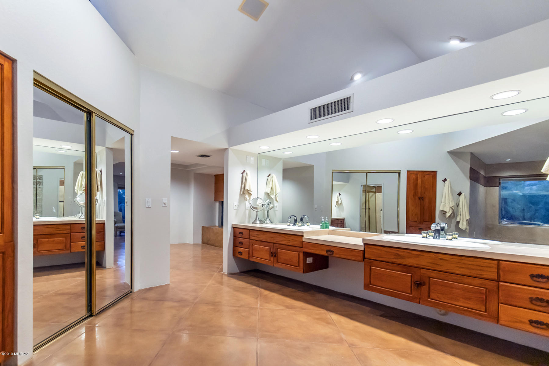 Skyline Bel Air Estates (334-347, 358-366 & 460-501) - Residential