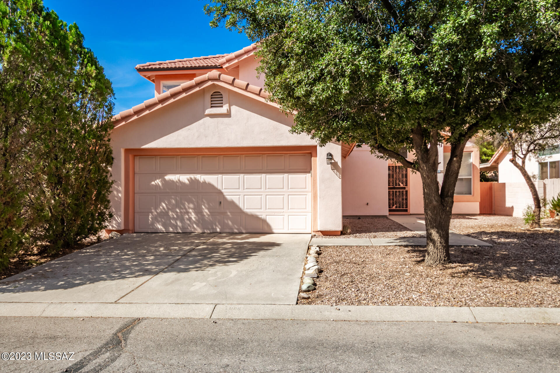 Beautifully rehabbed, two-story home in North Ranch! NW side living at its best. 3 bedroom, 2.5 baths, & a 2-car garage. High vaulted ceilings, plenty of light, and flowing floor plan! Formal dining room, featuring a bay window. Family room, with sliding doors to the backyard. Kitchen features, granite counters, wood cabinetry, & a pantry. All appliances convey as-is. Dual pane windows. Main bedroom has an ensuite with dual sinks & a walk-in closet. Gas or electric dryer hookups. Private backyard has a covered patio to relax & a dedicated pad for a hot tub or enjoying BBQ. Move-in ready! This one won't last. Please schedule your showing today. Owner/Agent.