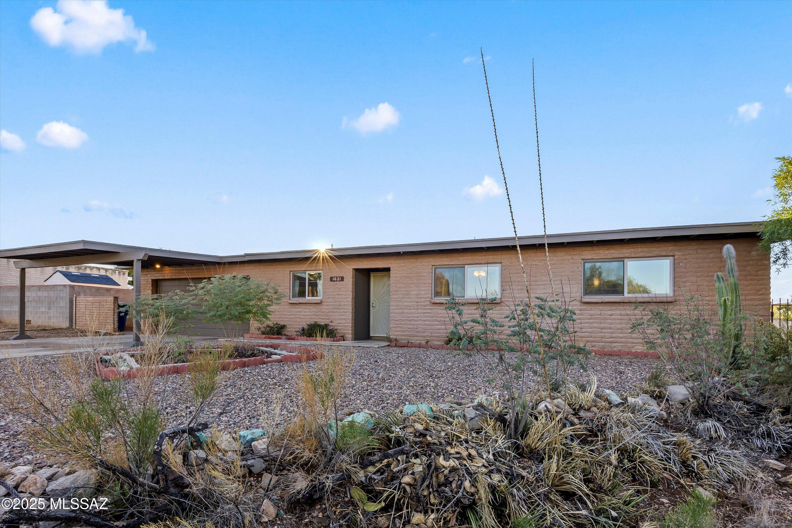 Saddle Hills (1-32) - Residential