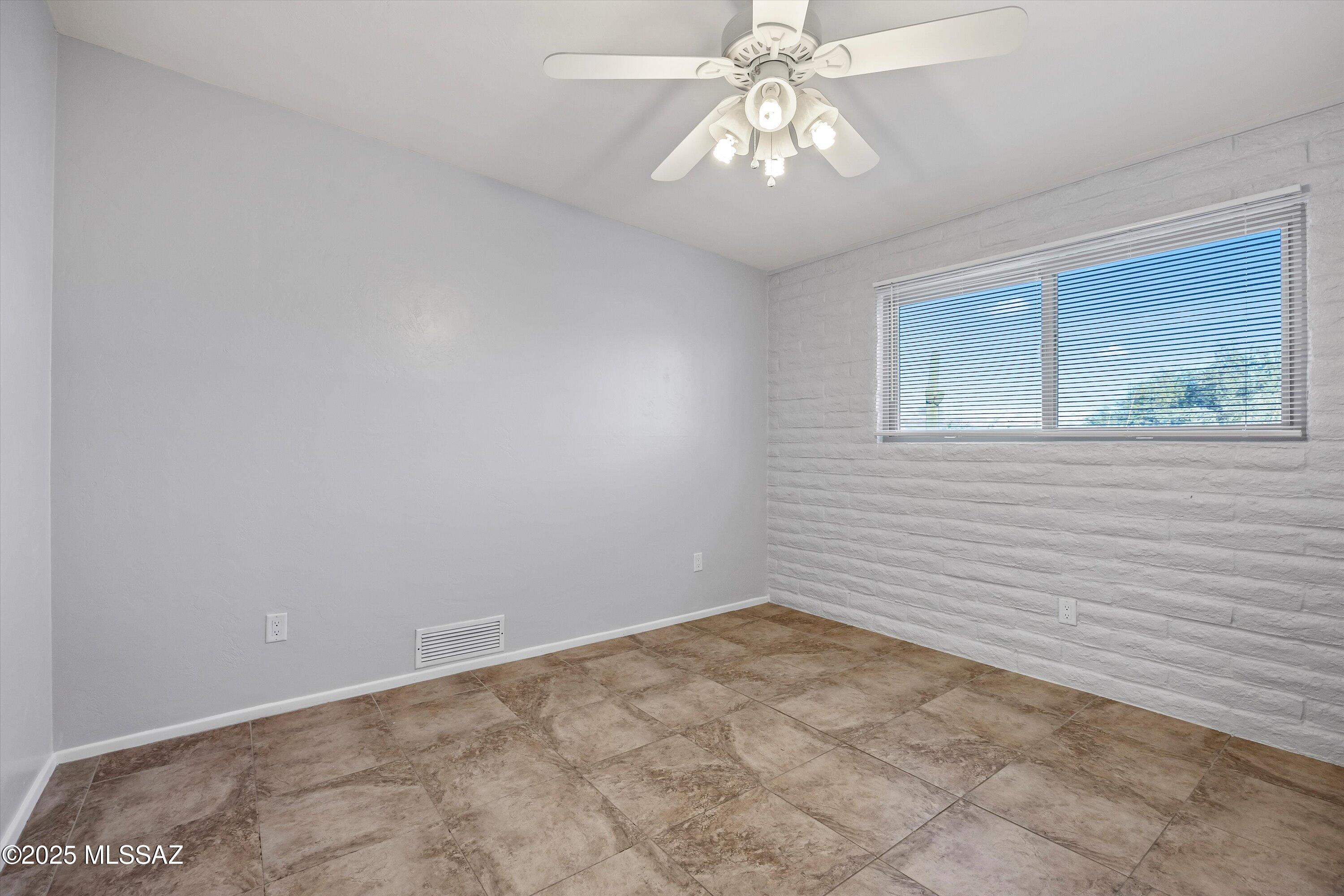 Saddle Hills (1-32) - Residential