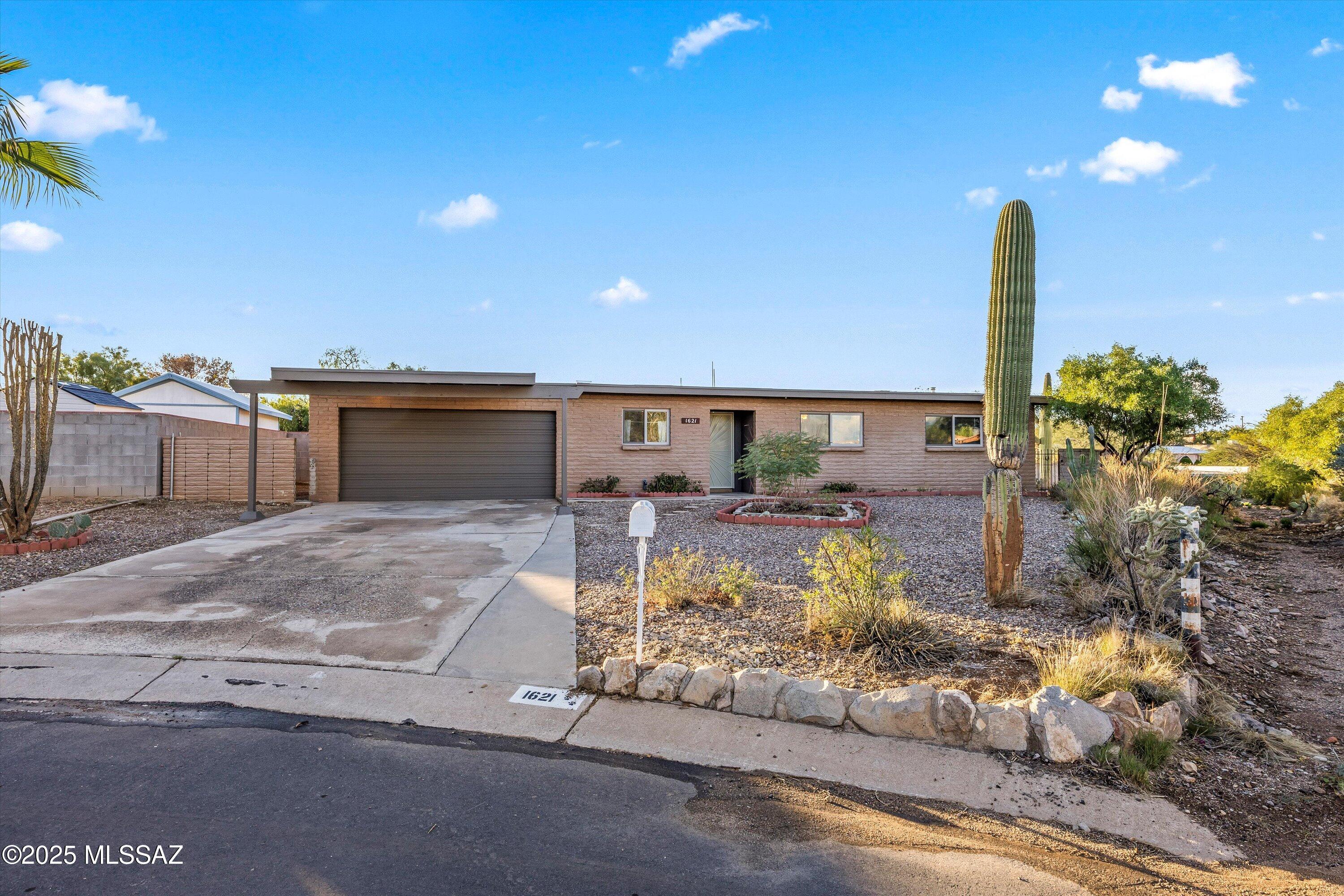 Saddle Hills (1-32) - Residential