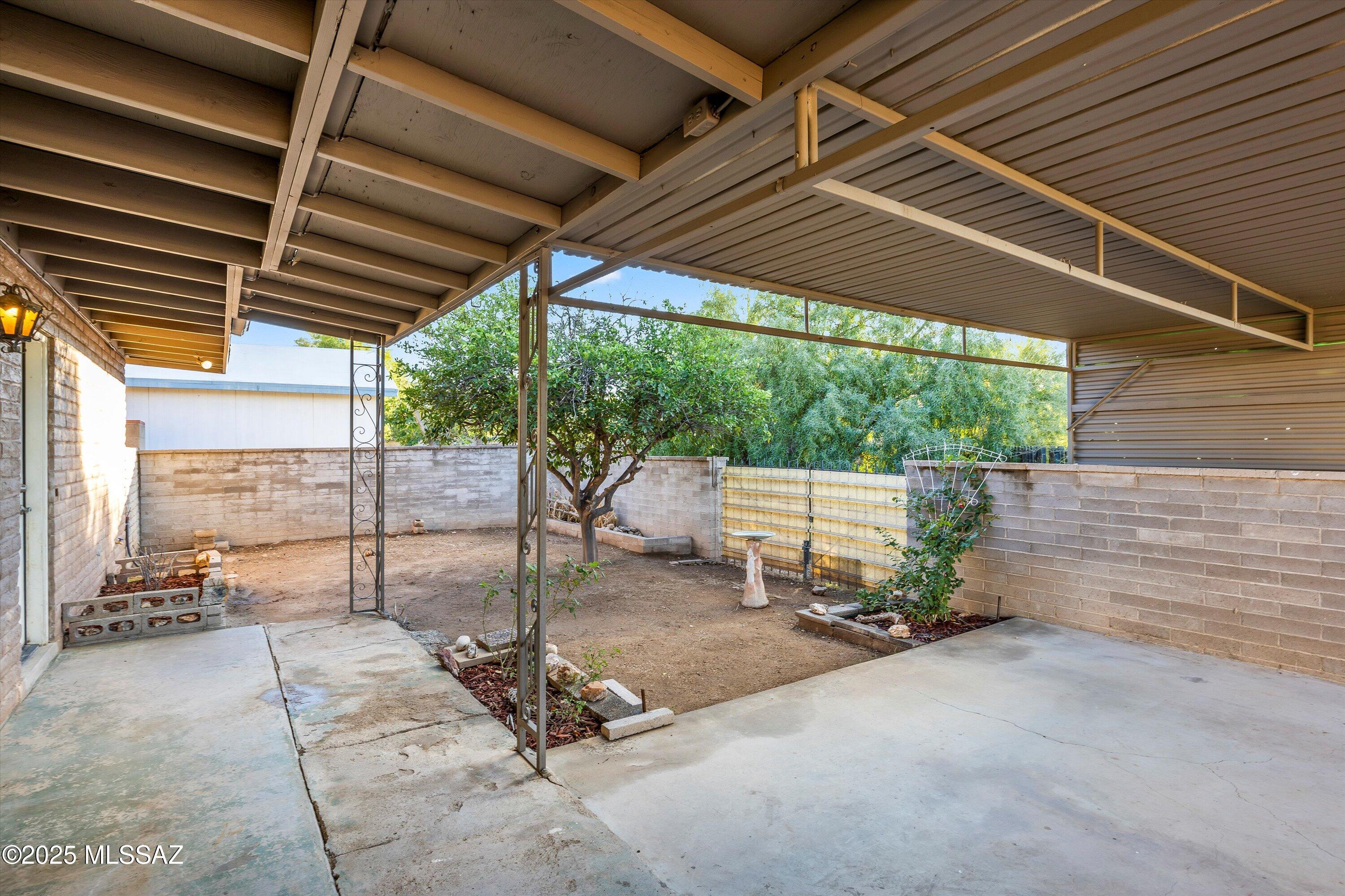 Saddle Hills (1-32) - Residential