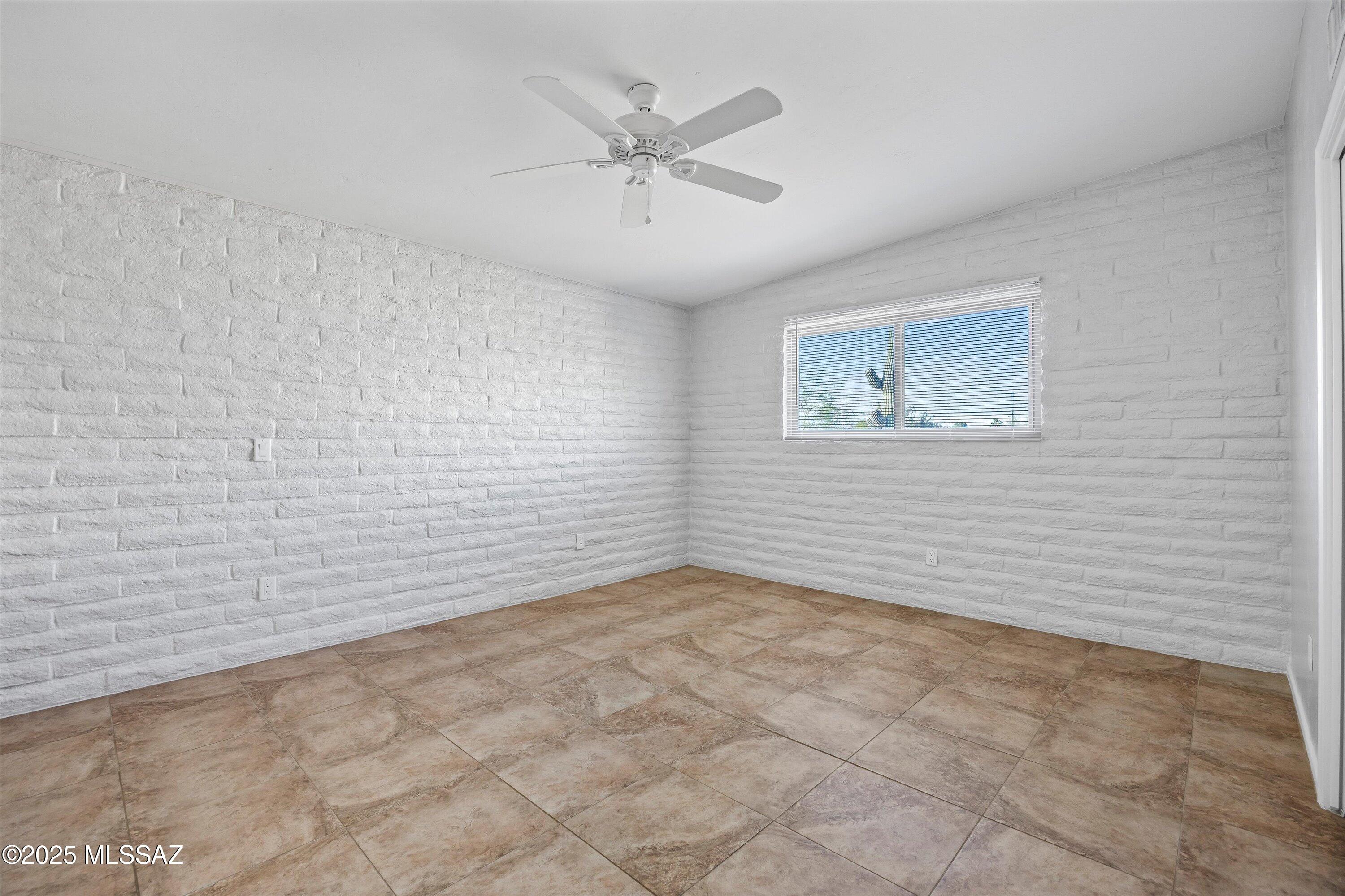 Saddle Hills (1-32) - Residential