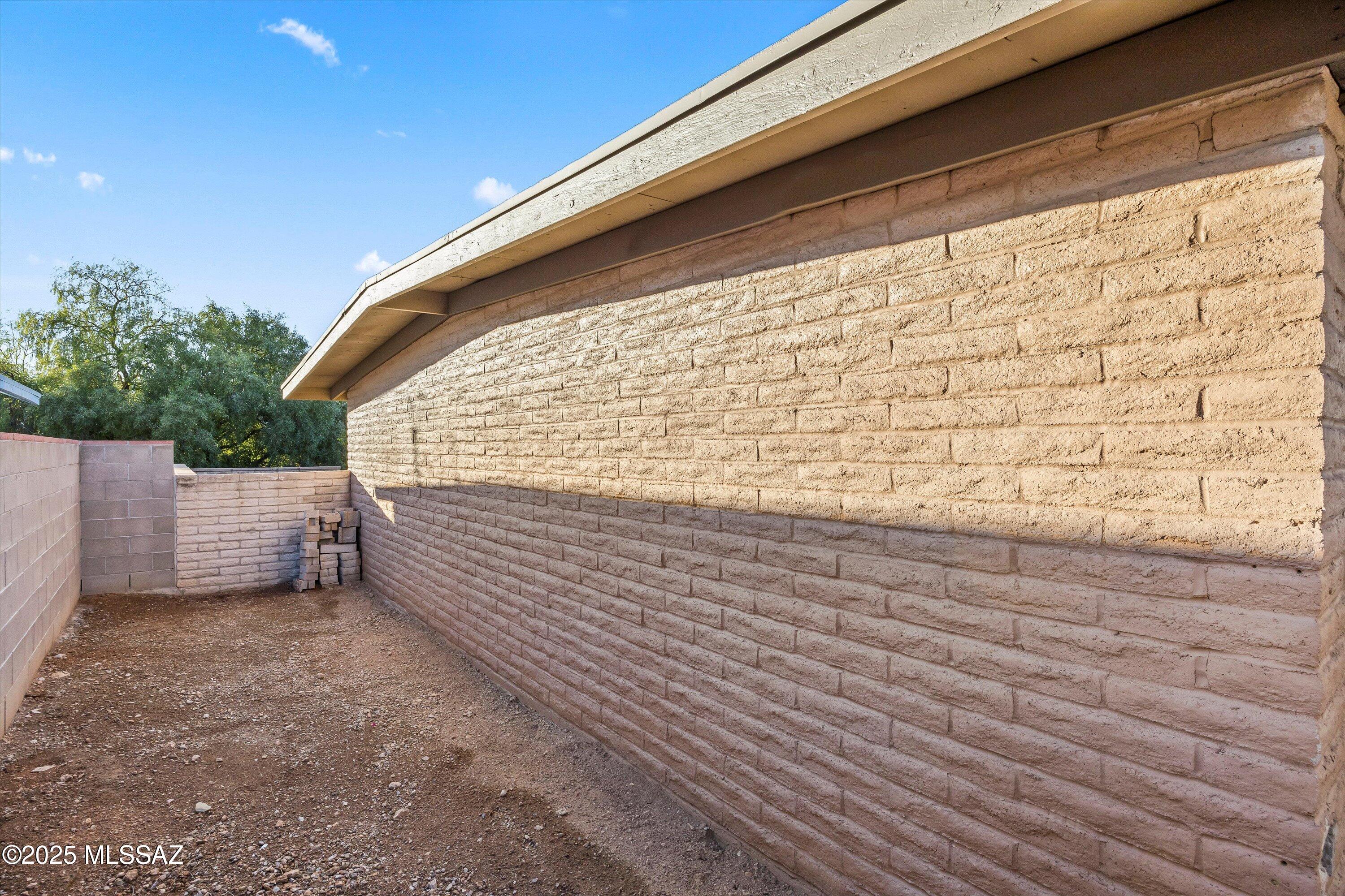 Saddle Hills (1-32) - Residential