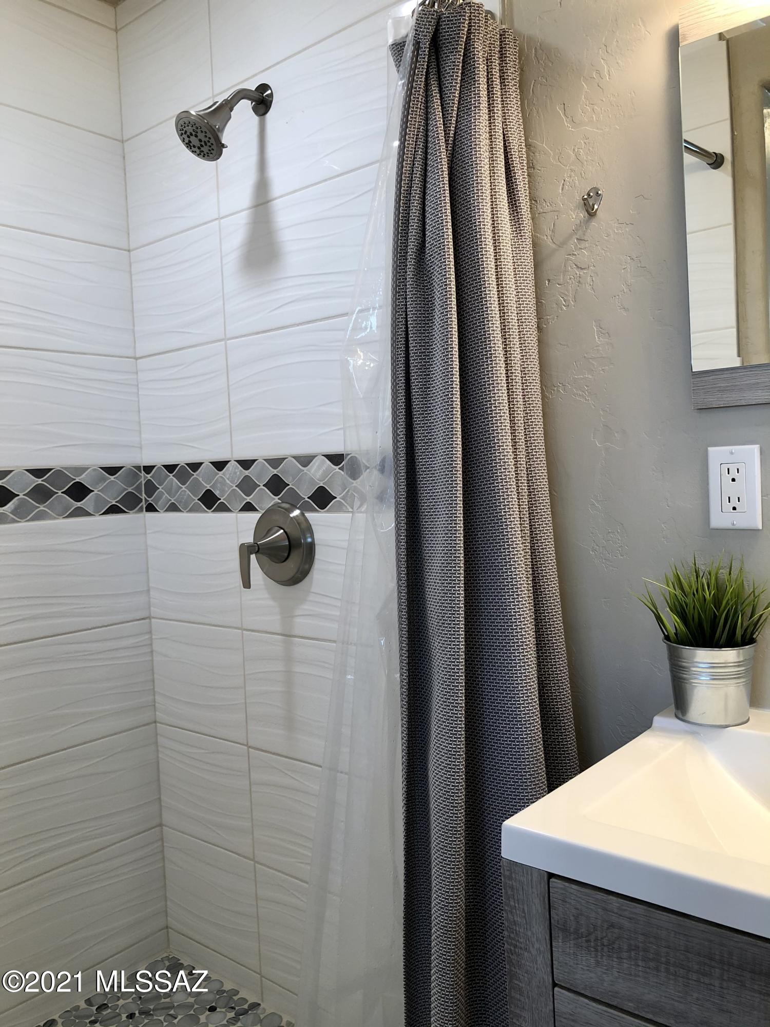 Desert Aire Addition - Residential