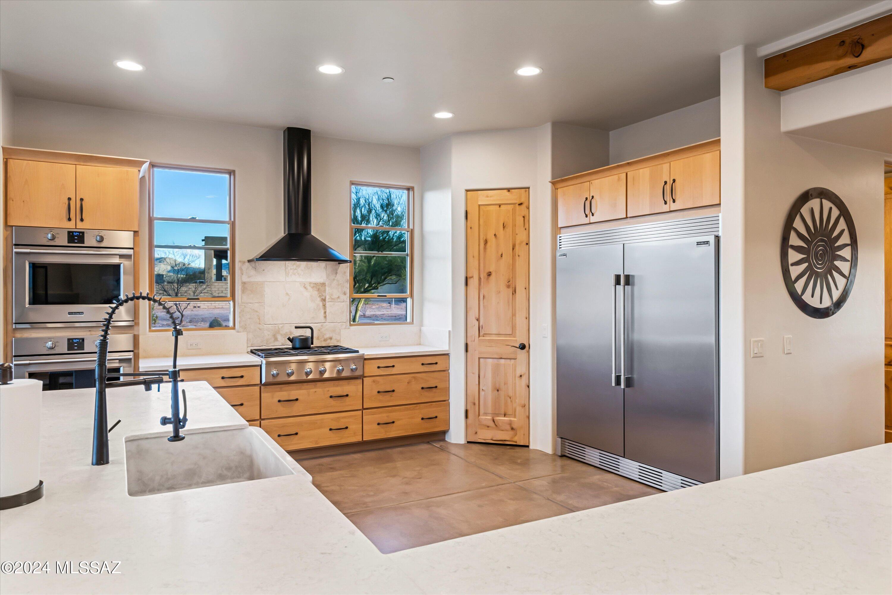 Coyote Creek (1-395) - Residential