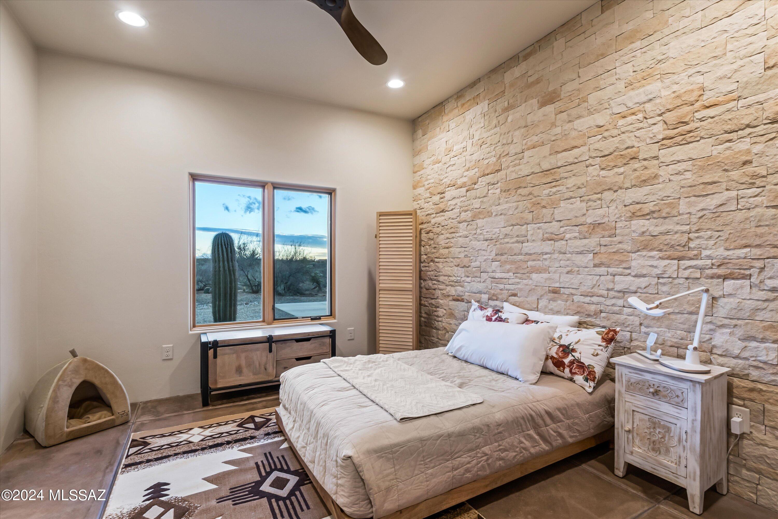 Coyote Creek (1-395) - Residential