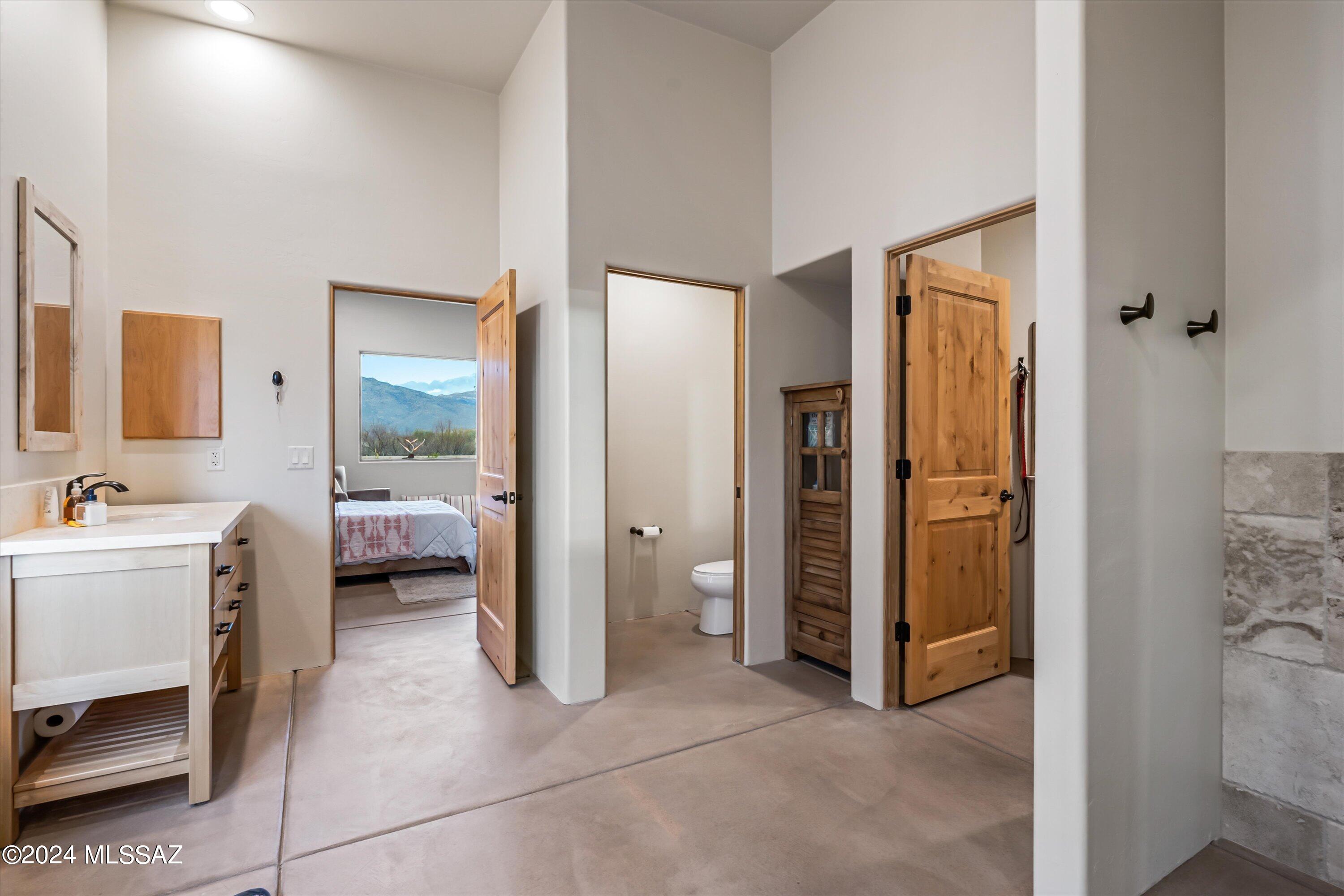 Coyote Creek (1-395) - Residential