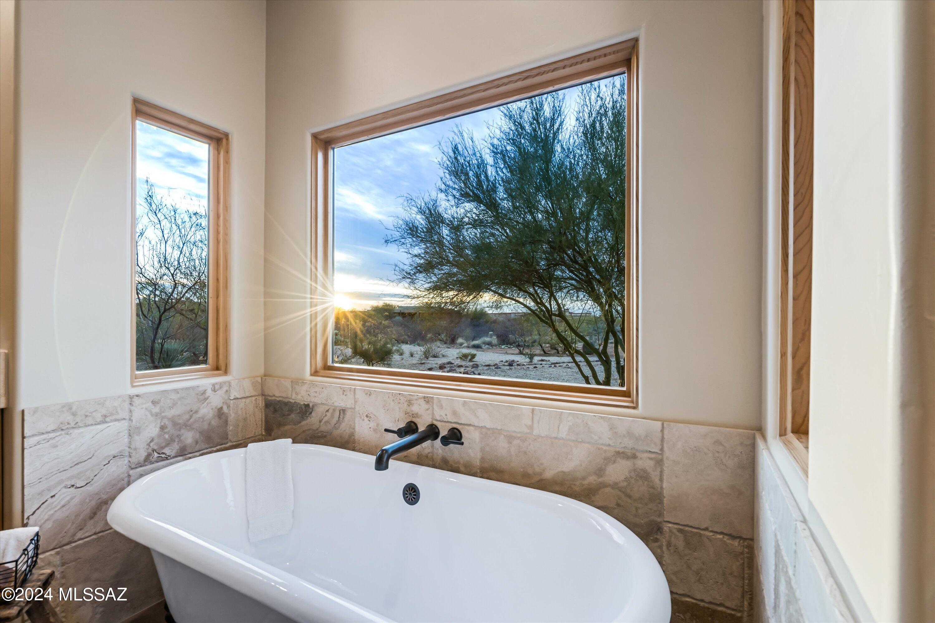 Coyote Creek (1-395) - Residential