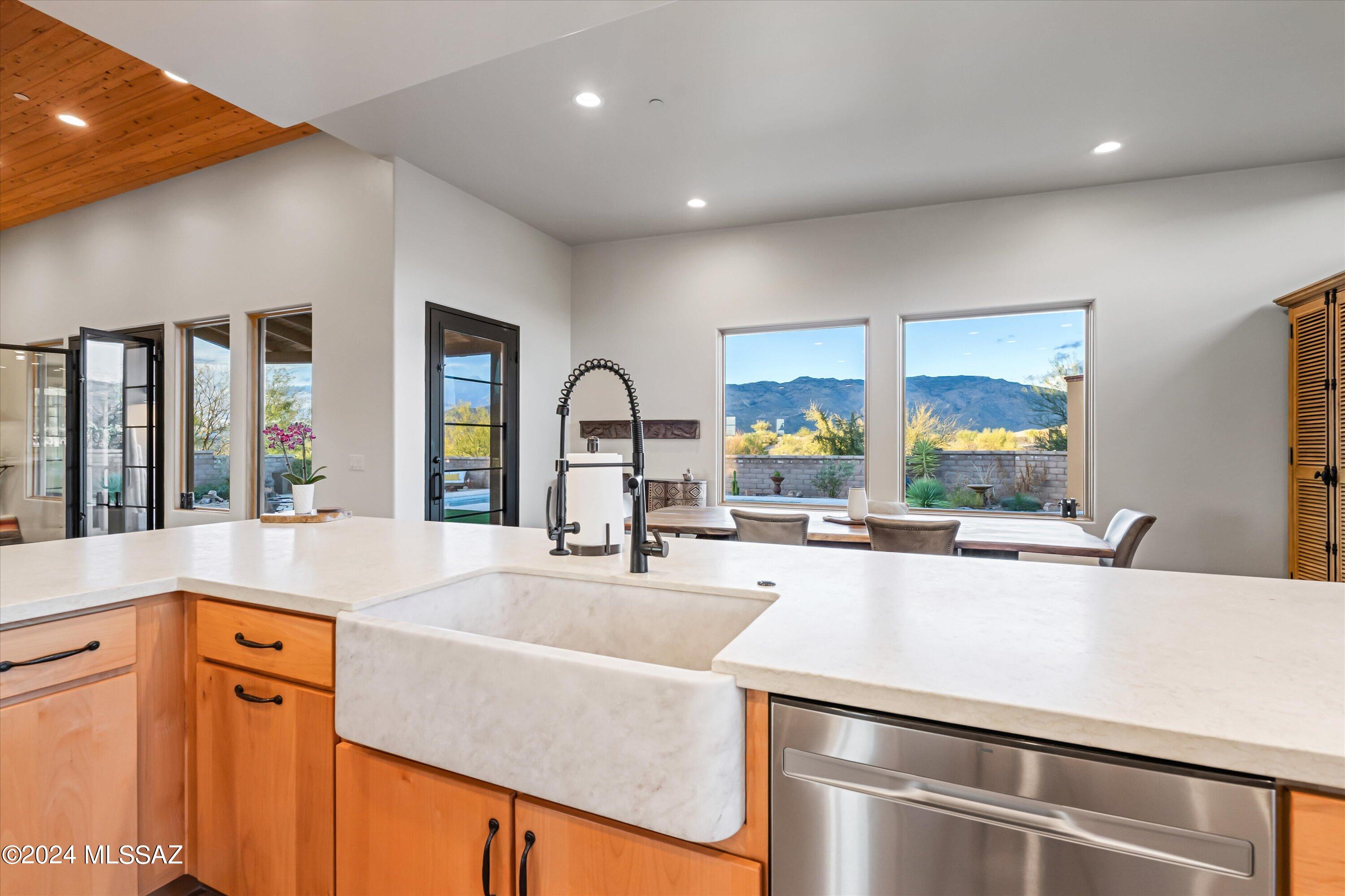 Coyote Creek (1-395) - Residential