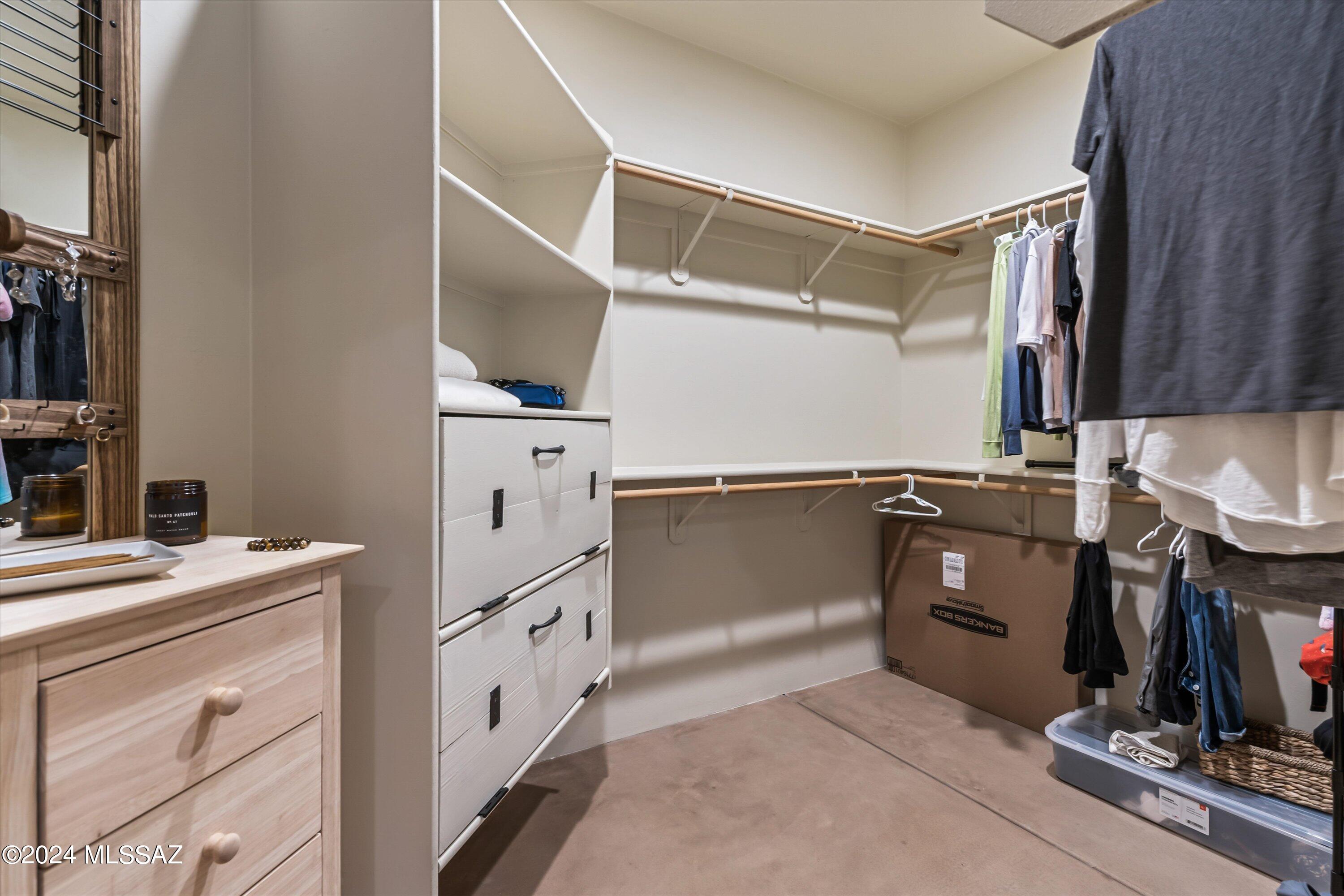 Coyote Creek (1-395) - Residential