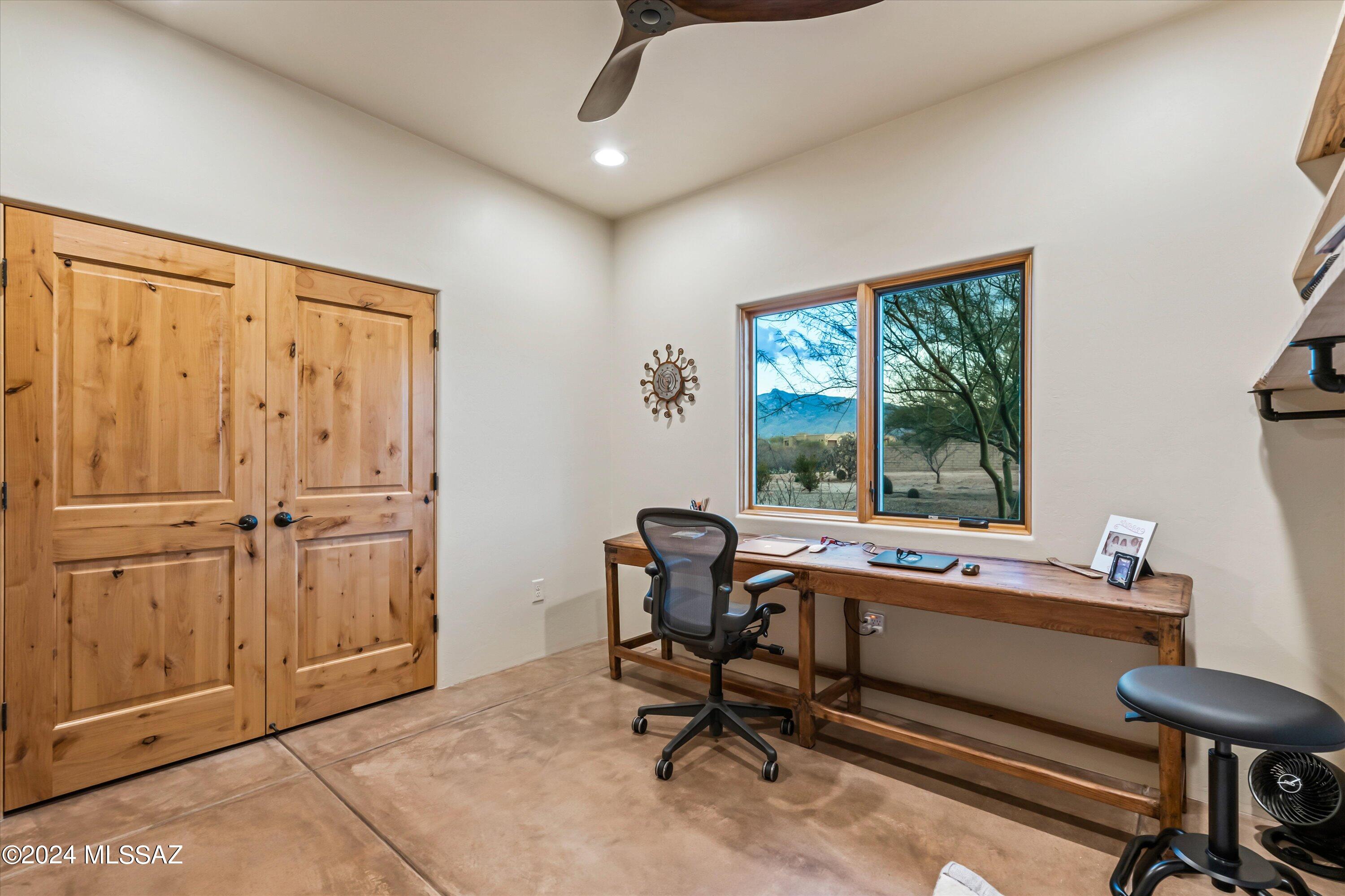 Coyote Creek (1-395) - Residential