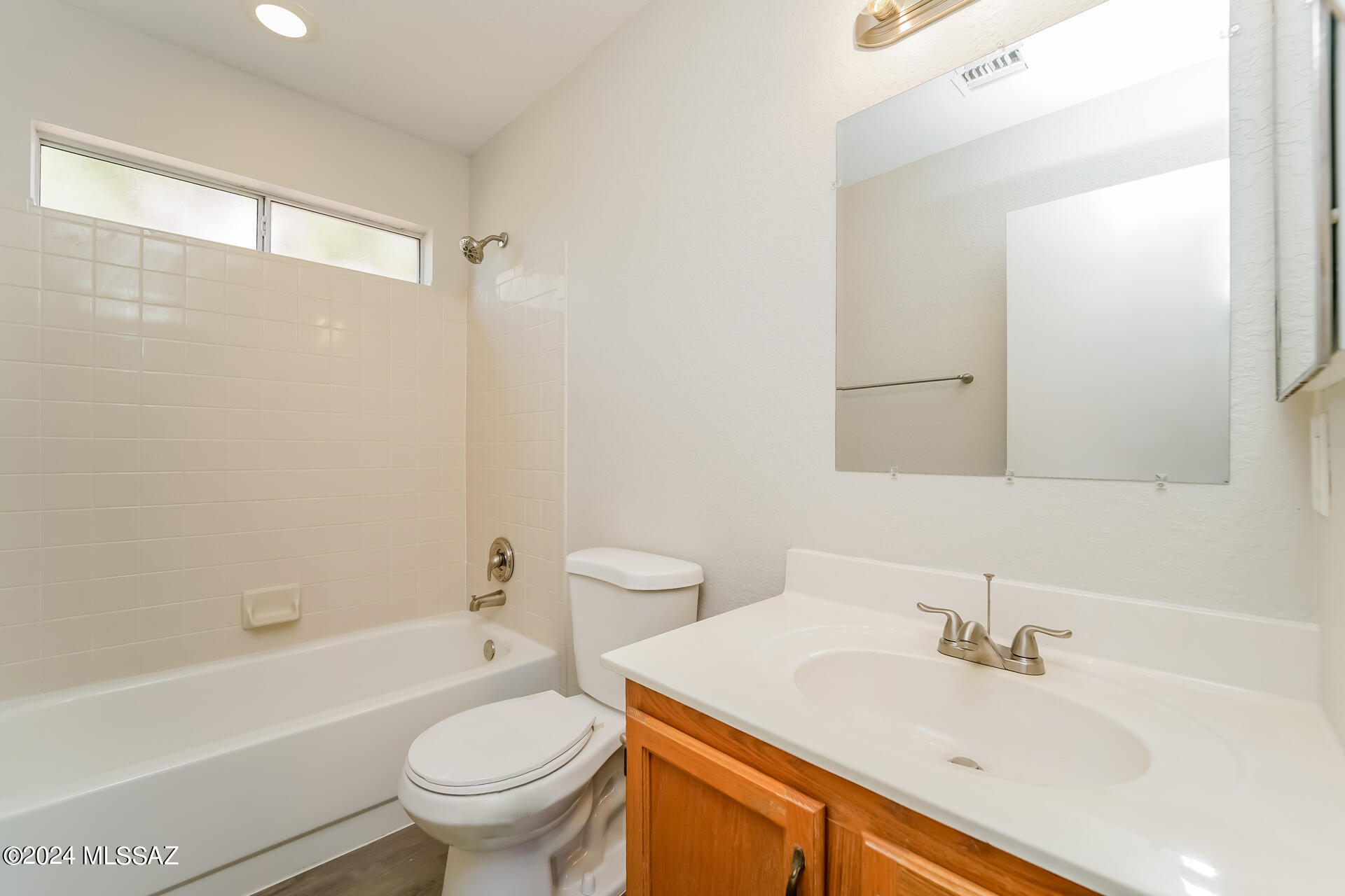 Tierra Vista Phase II - Residential Lease