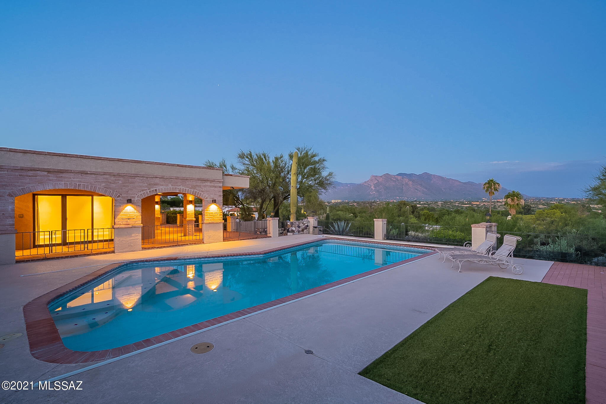 Tucson National Est West - Residential